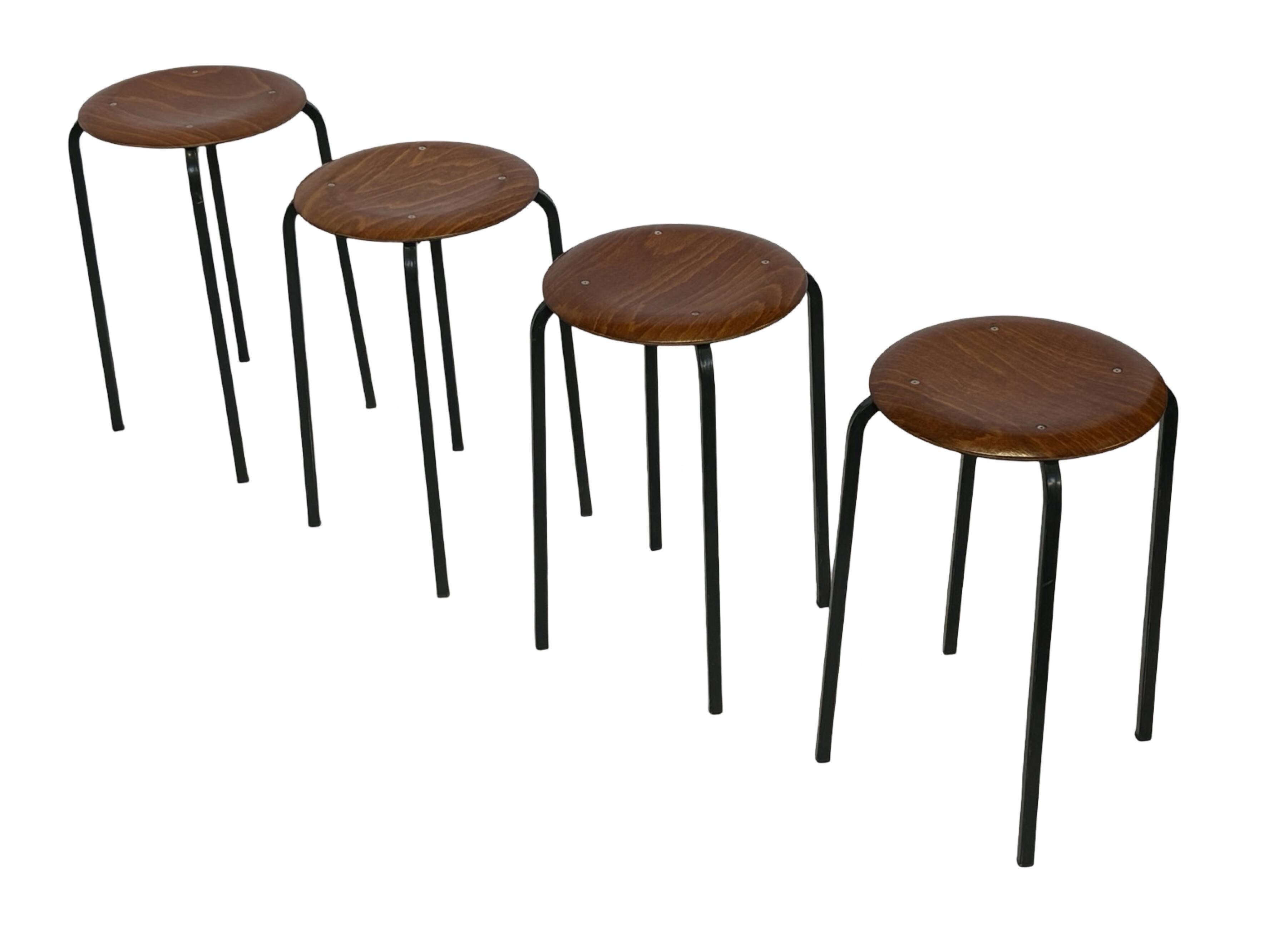 Set of 4 Vintage stools - work stool - Eromes Marko - 60s minimalist design