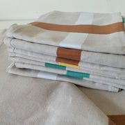 Tablecloth set + 8 napkins – graphic cotton