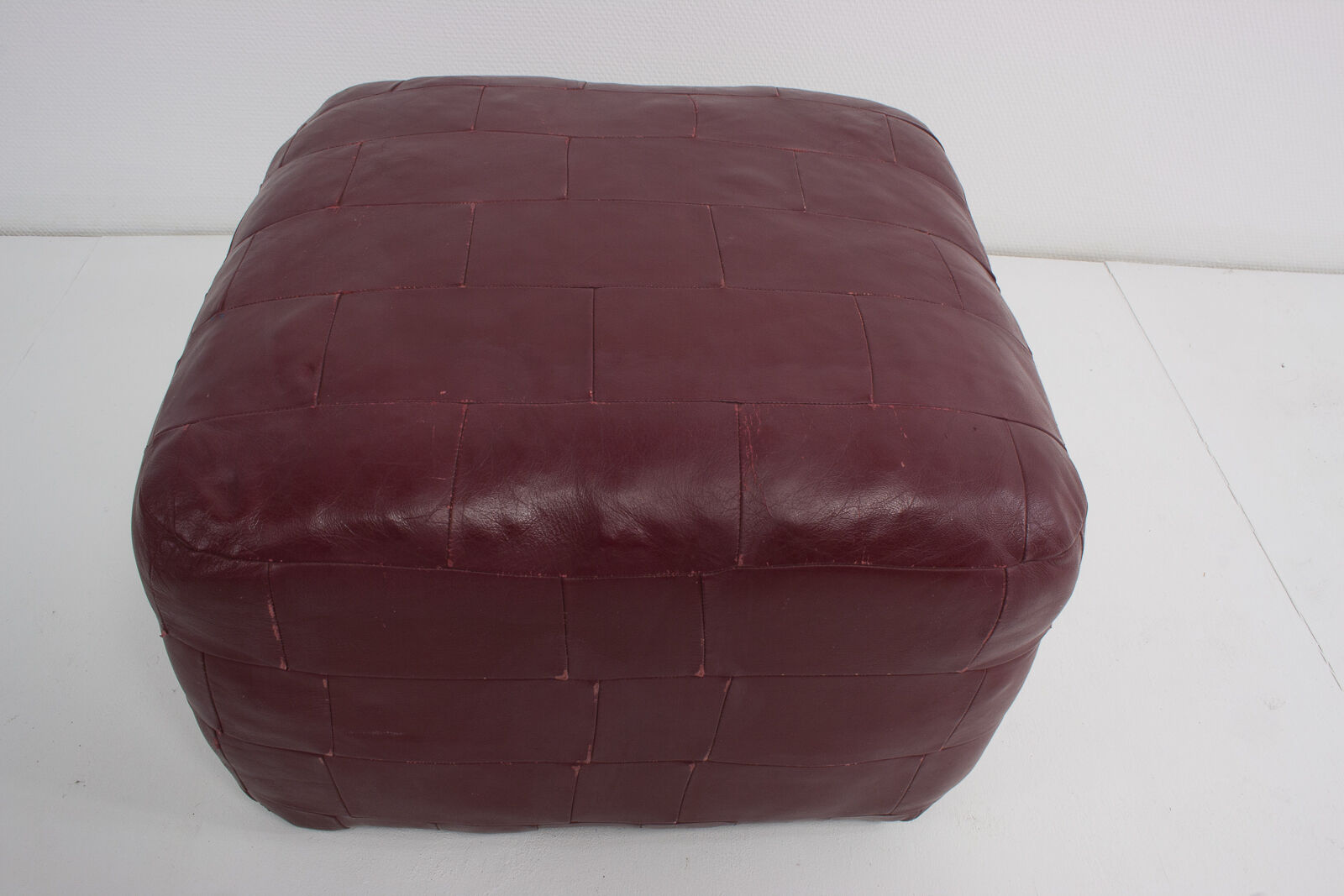 Pouf or vintage Maroon Ottoman in patchwork leather 1960 s