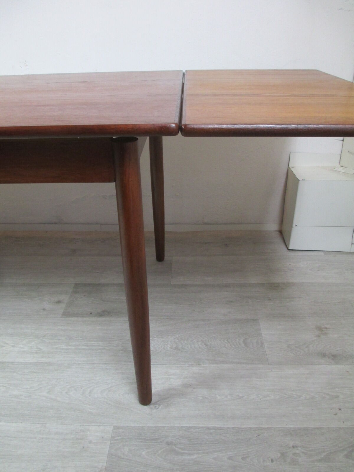 Extendable table, 1970s