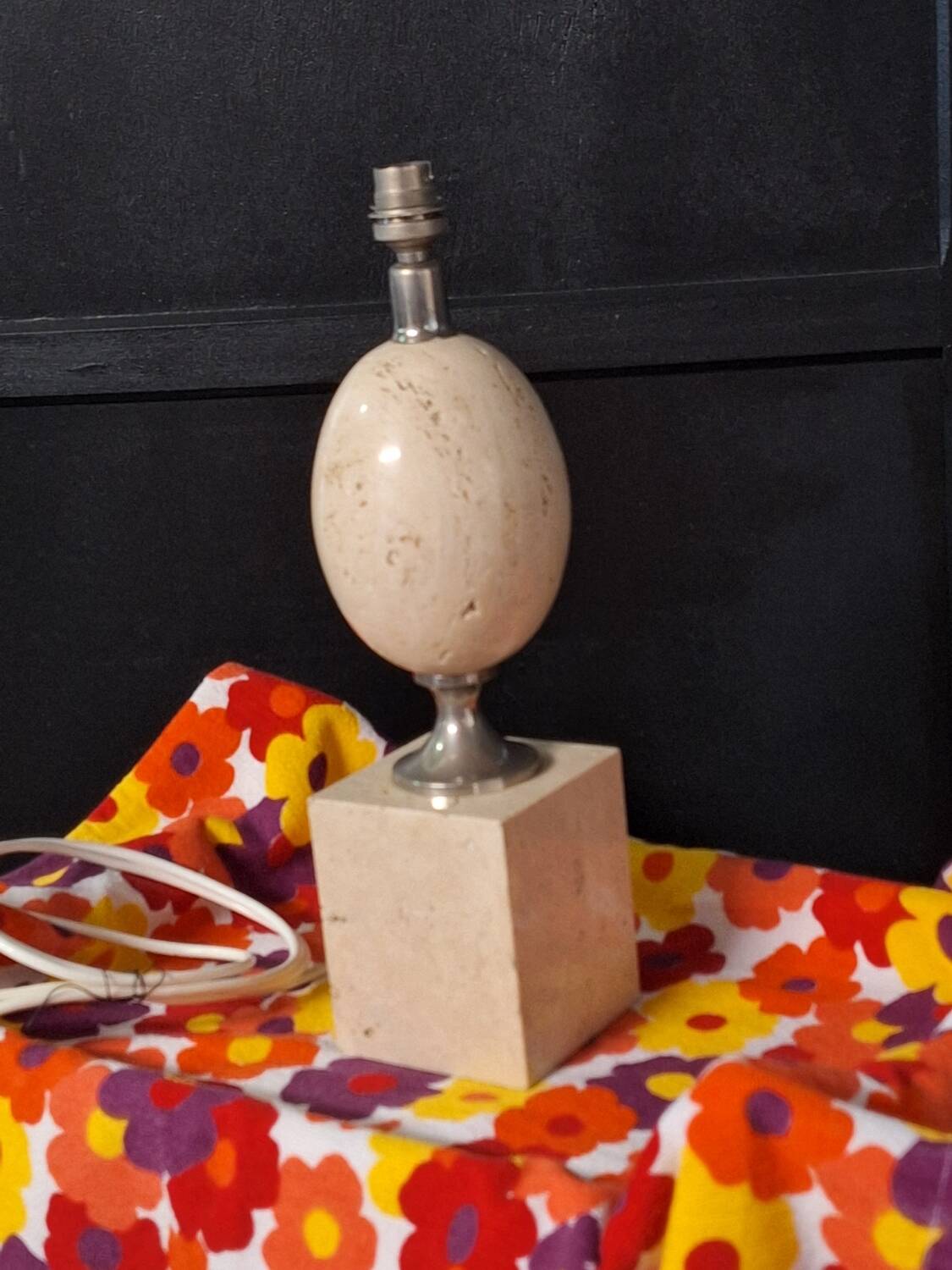Vintage egg lamp