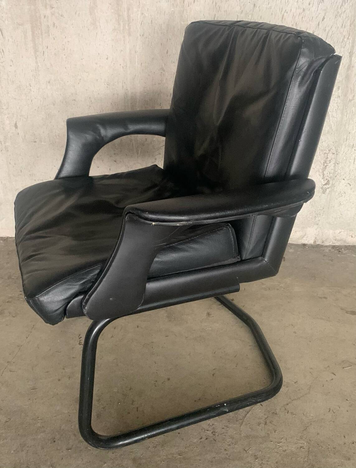 Desk chair