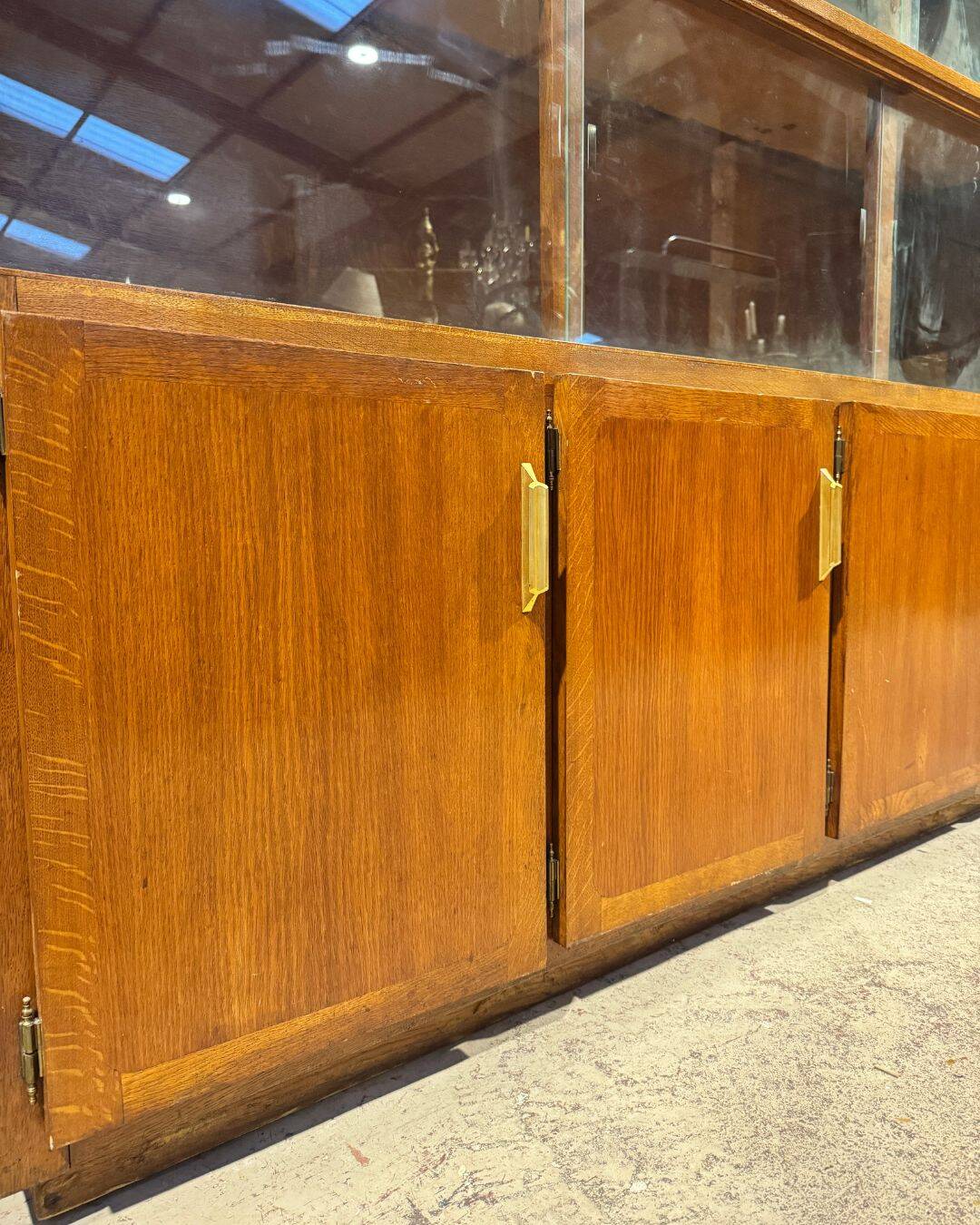 Vintage library