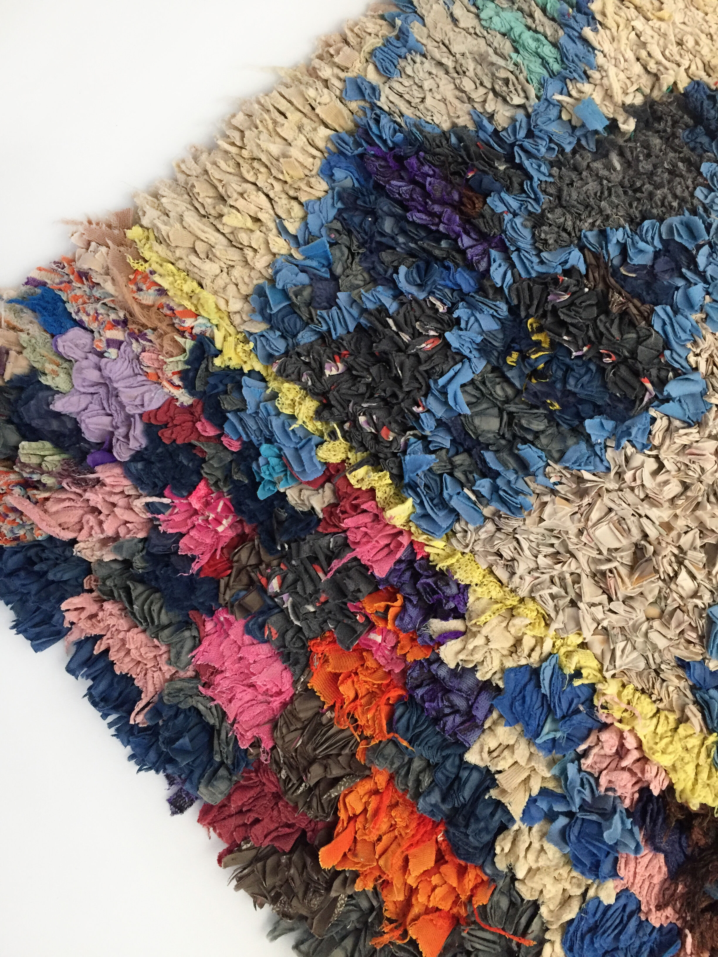 Moroccan berber carpet boucherouite 161x92cm