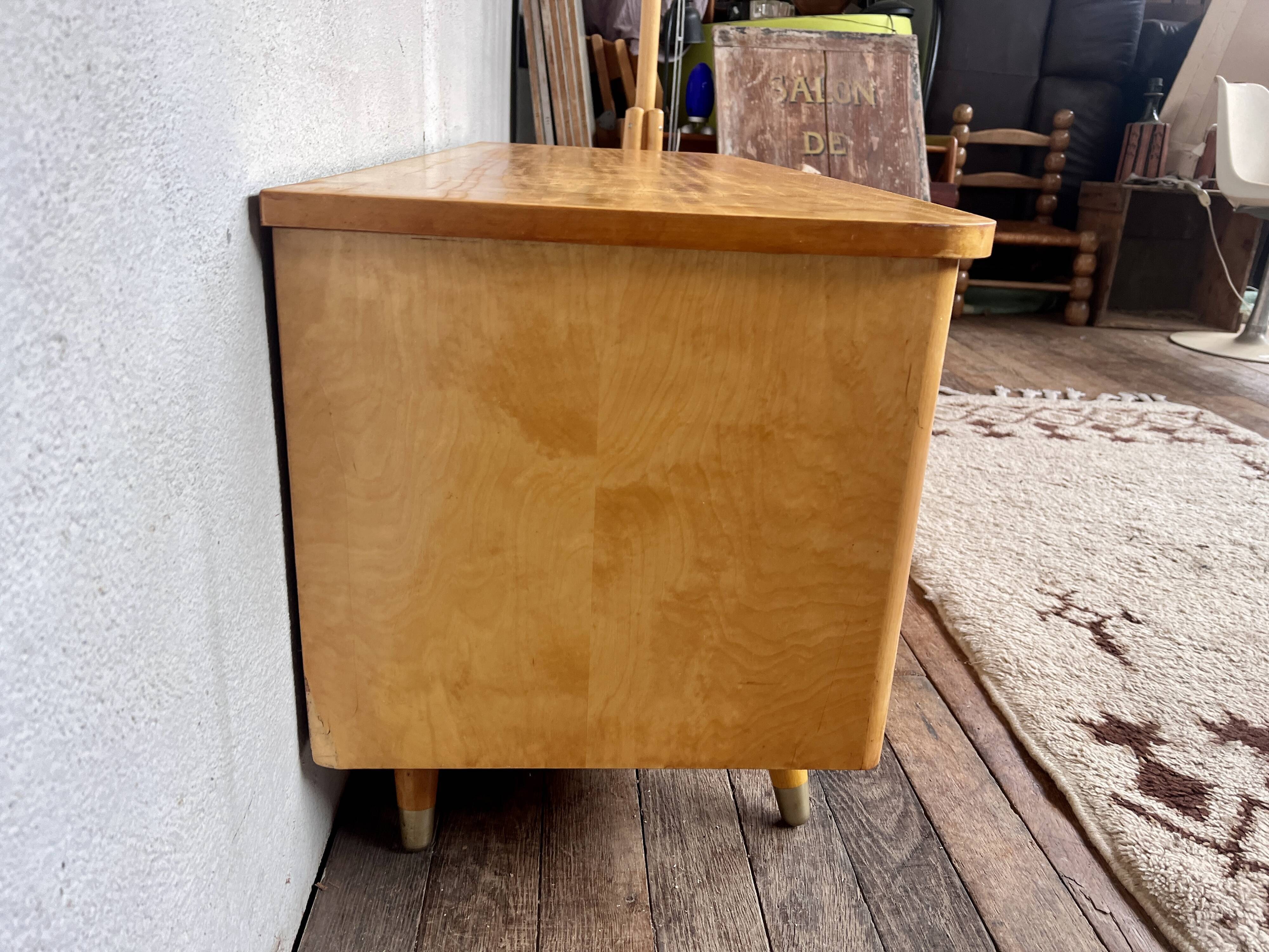 Enfilade bois clair pieds compas