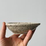 5 coupelles en grès pyrite tacheté