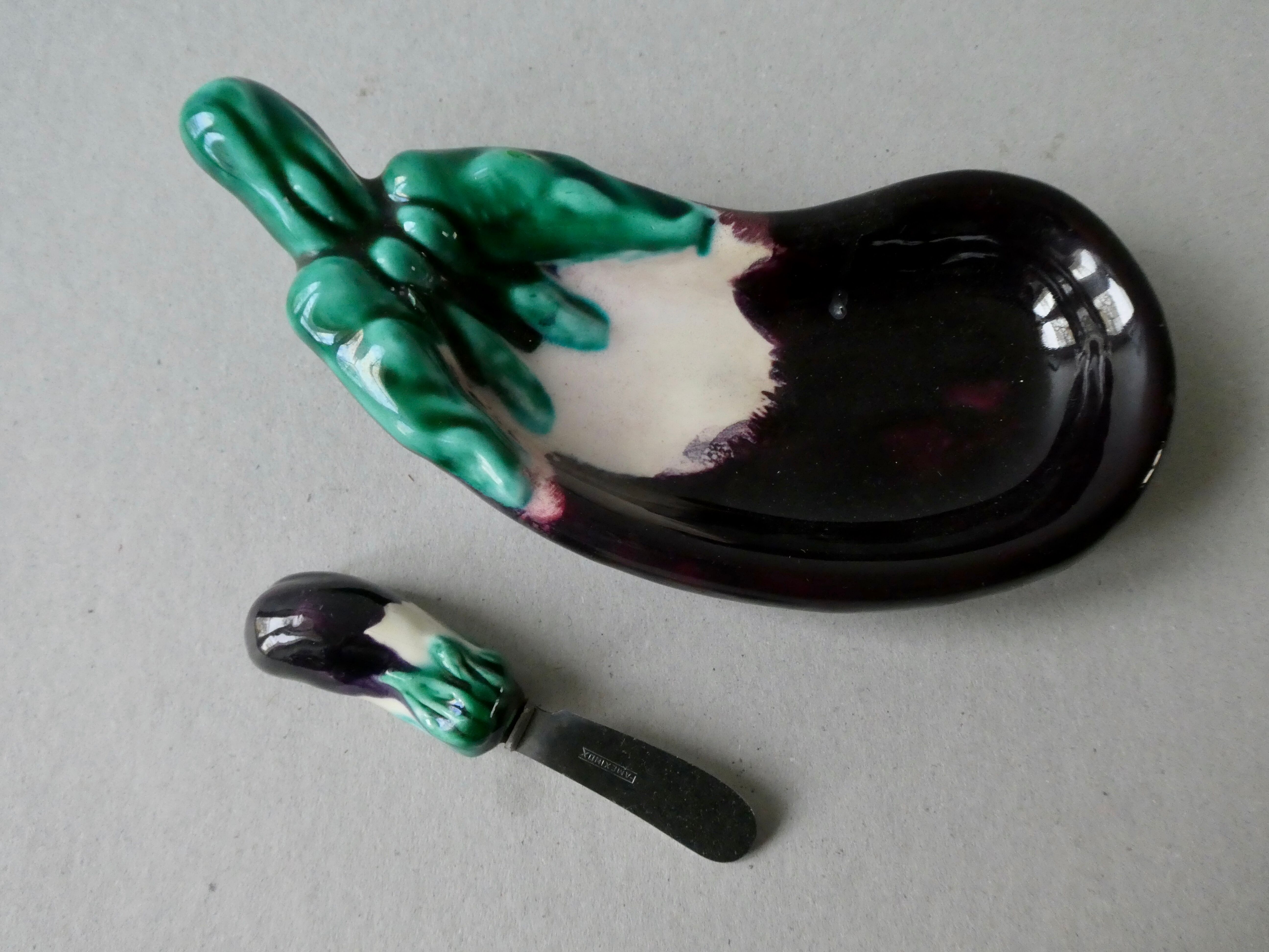 Butter in dabbling, eggplant, A Ferlay Vallauris