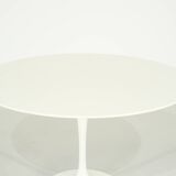 White melamine Tulip table by Eero Saarinen for Knoll Studio – 1990s