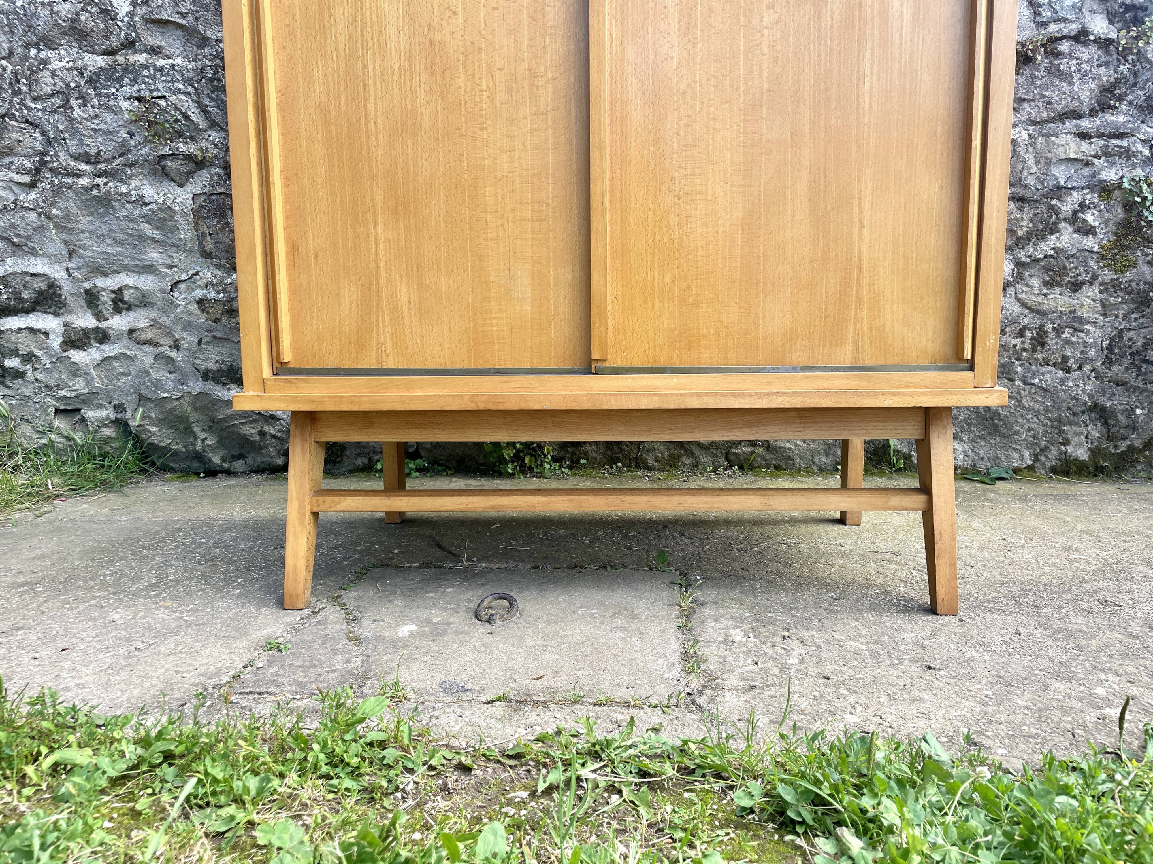 Wardrobe 1950 sliding doors