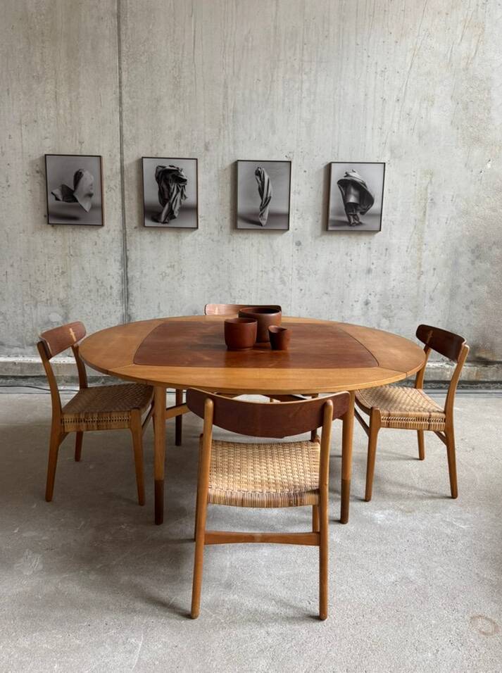 Ensemble de 4 chaises de salle à manger CH23 par Hans J Wegner pour Carl Hansen & Son
