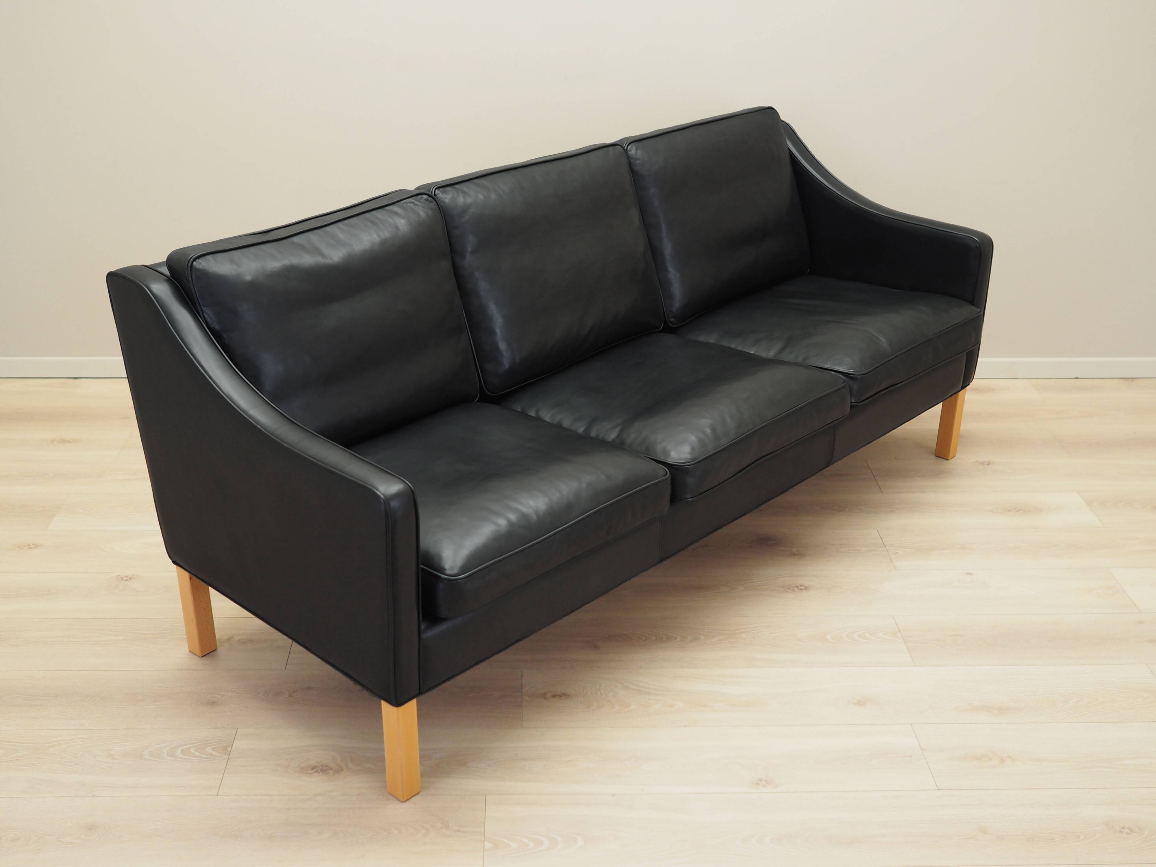 Black leather sofa, Danish design, 1970s, manufacture: Hurup Møbelfabrik