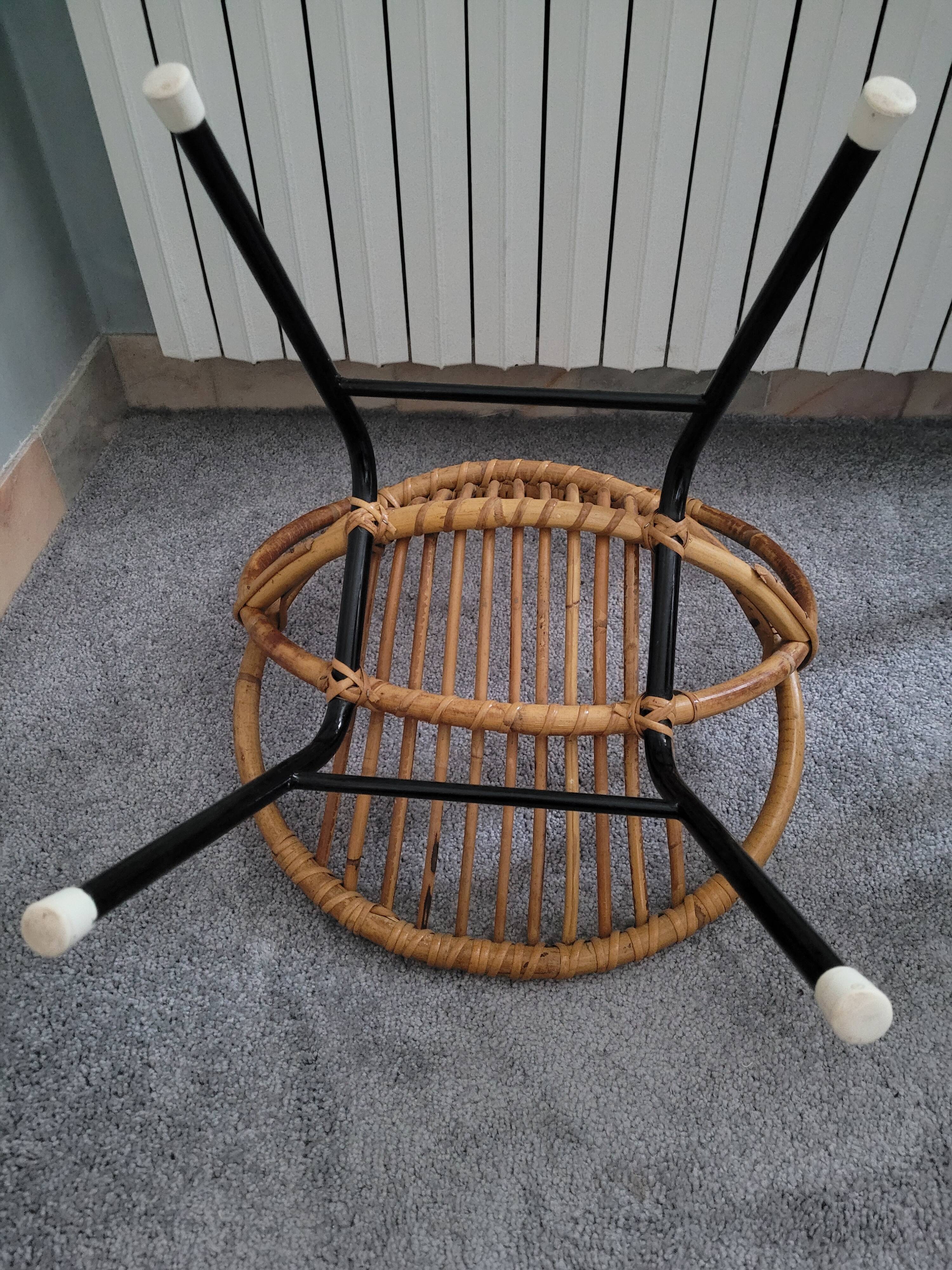 Fauteuil enfant en rotin et base métal