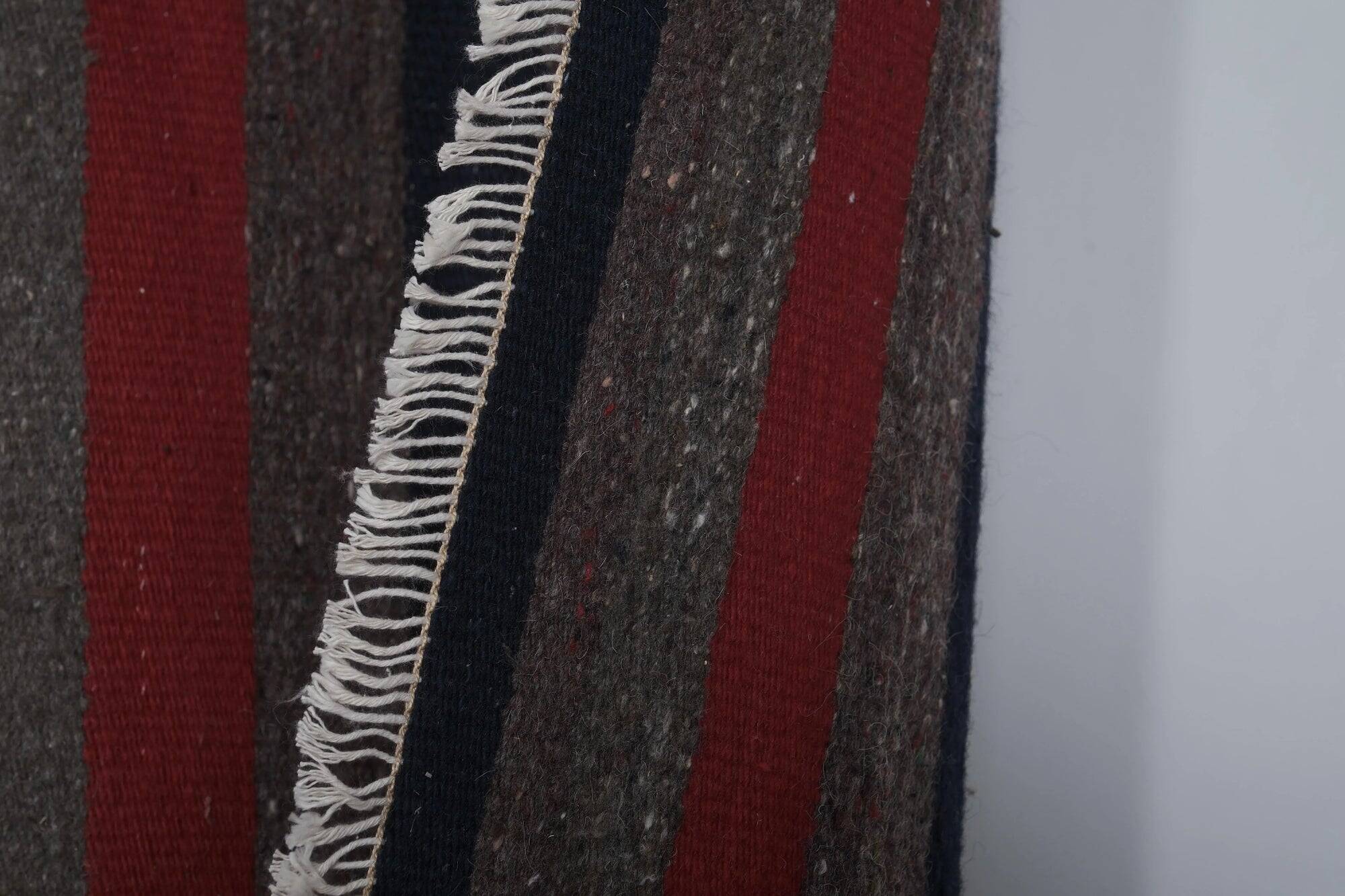 Vintage Turkish kilim handwoven 270x275 cm