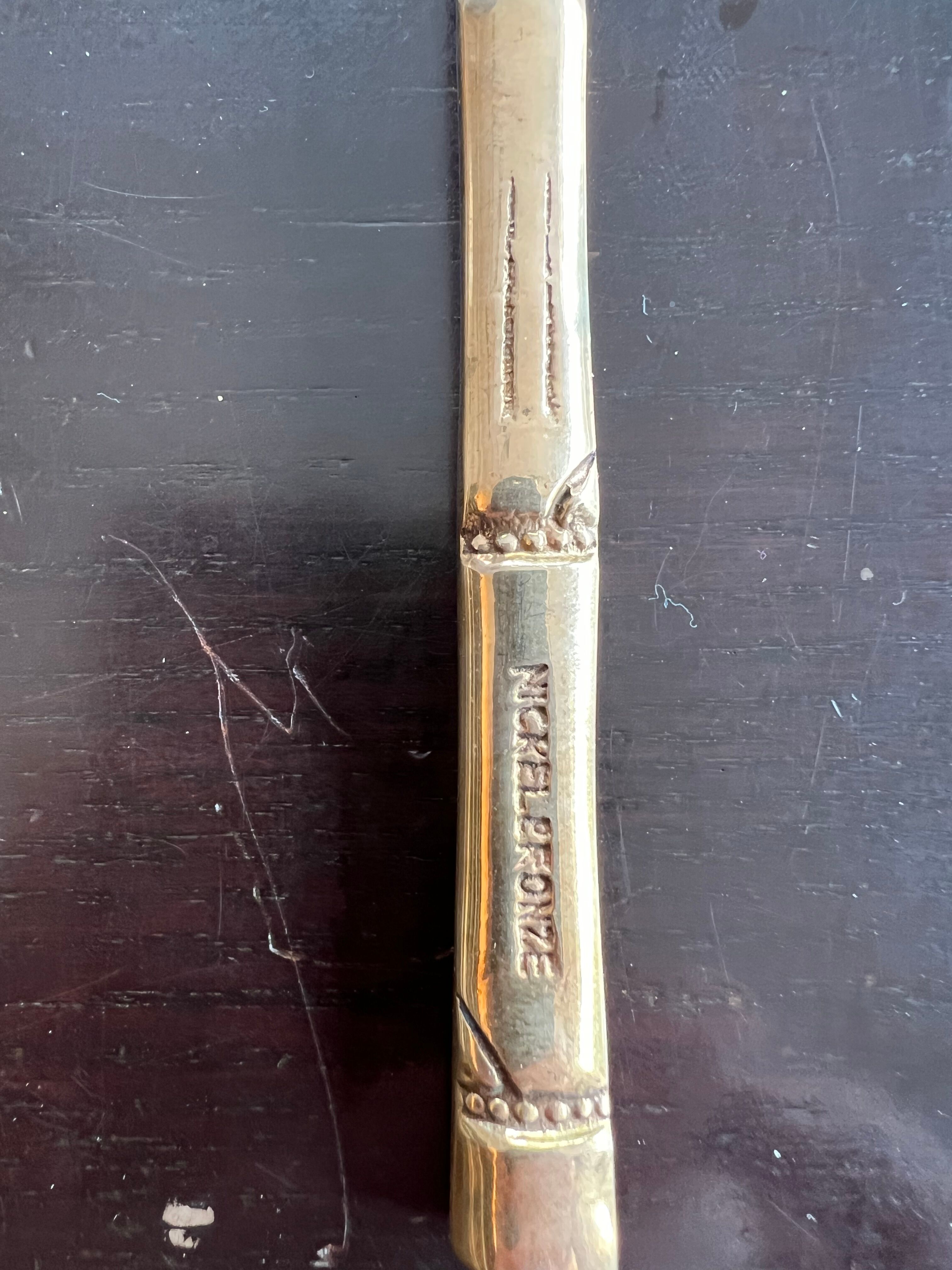 Ensemble de 34 couverts en alliage de bonze origine Thaïlande