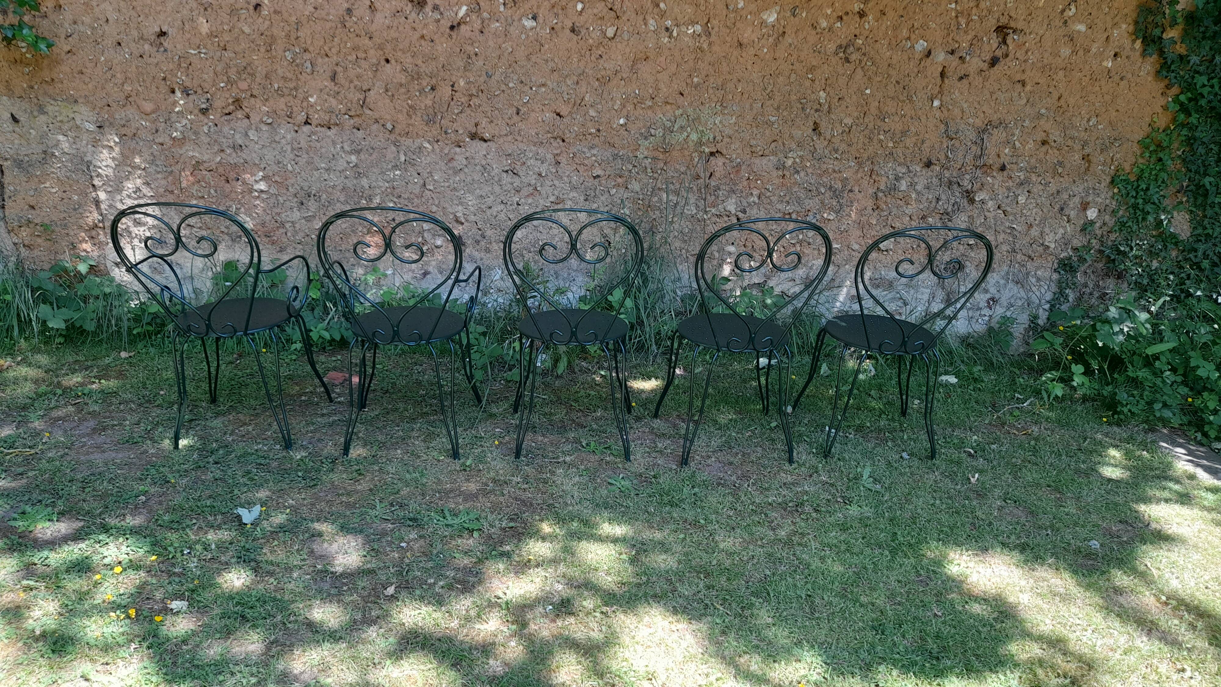 Salon de jardin fer forgé 1 table 2 fauteuils 3 chaises vert wagon