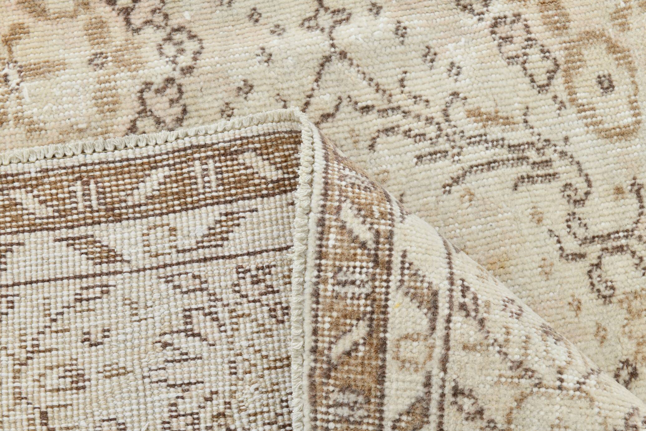 7x10 Floral Cream & Brown Vintage Rug, 212x317Cm