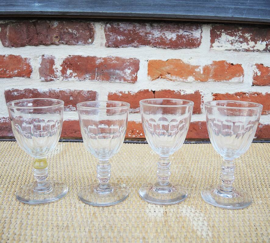 4 crystal goblet glasses from Baccarat (?) h 12 cm