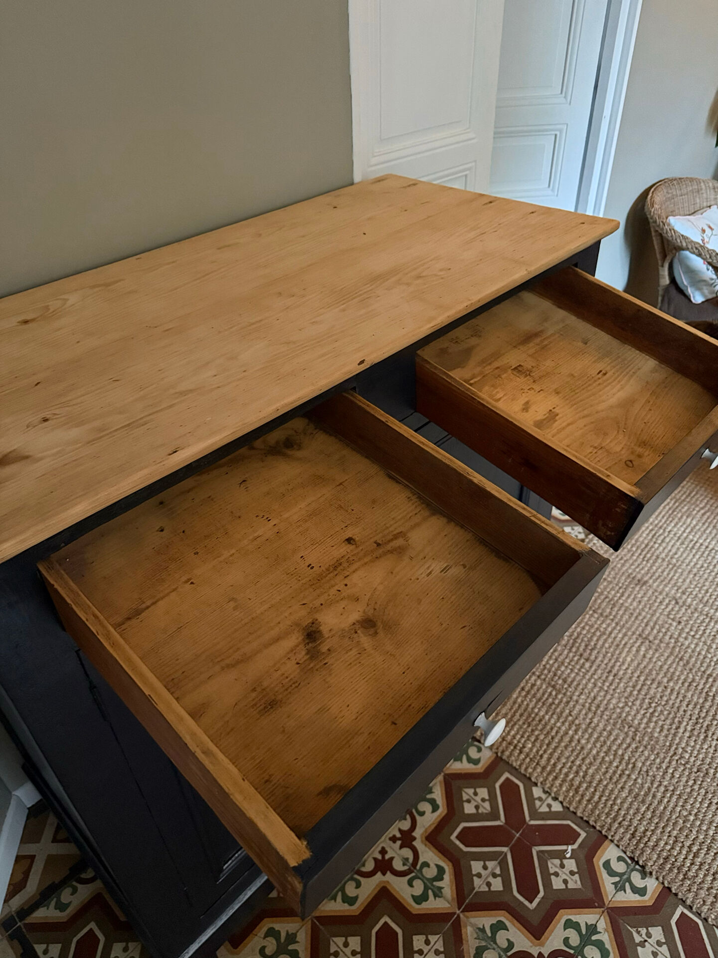 Buffet en bois massif