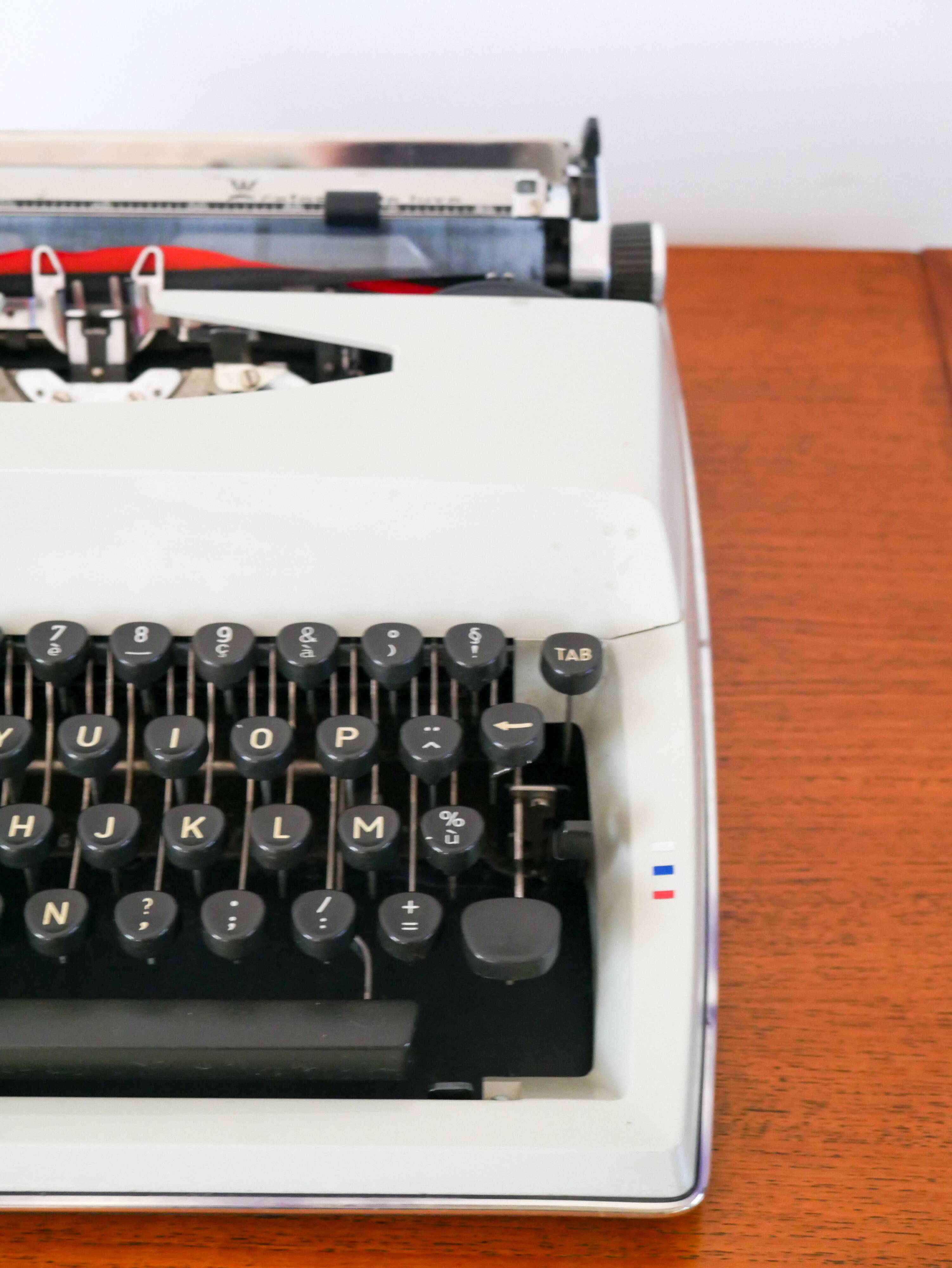 machine à écrire triumph, Contessa de Luxe, 1970