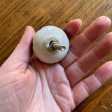 2 buttons, ceramic door handles, white blue