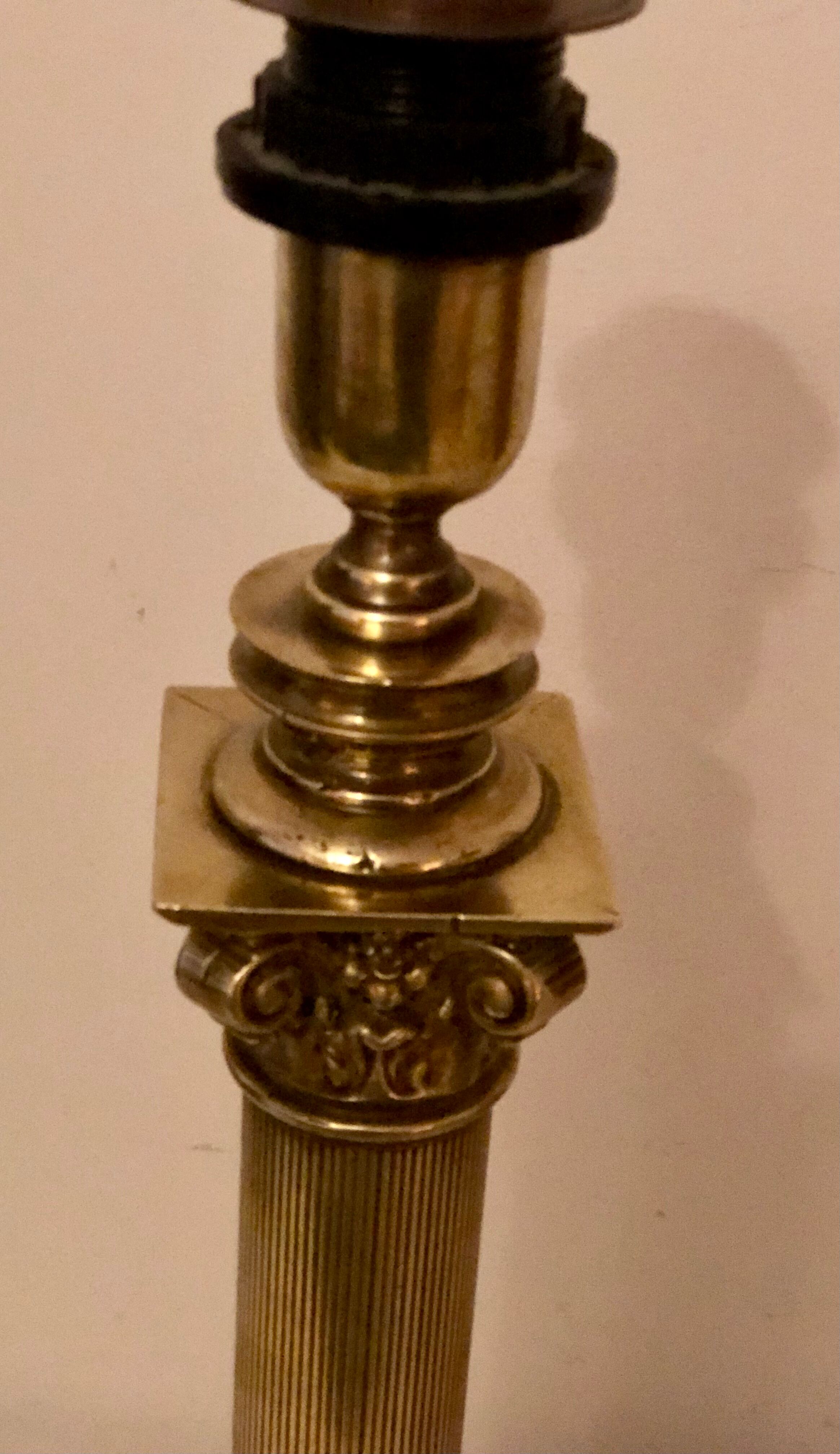 Pied de lampe ancien colonne en bronze