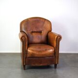 Super rugged sheepskin leather armchair with a wonderfully rugged look
