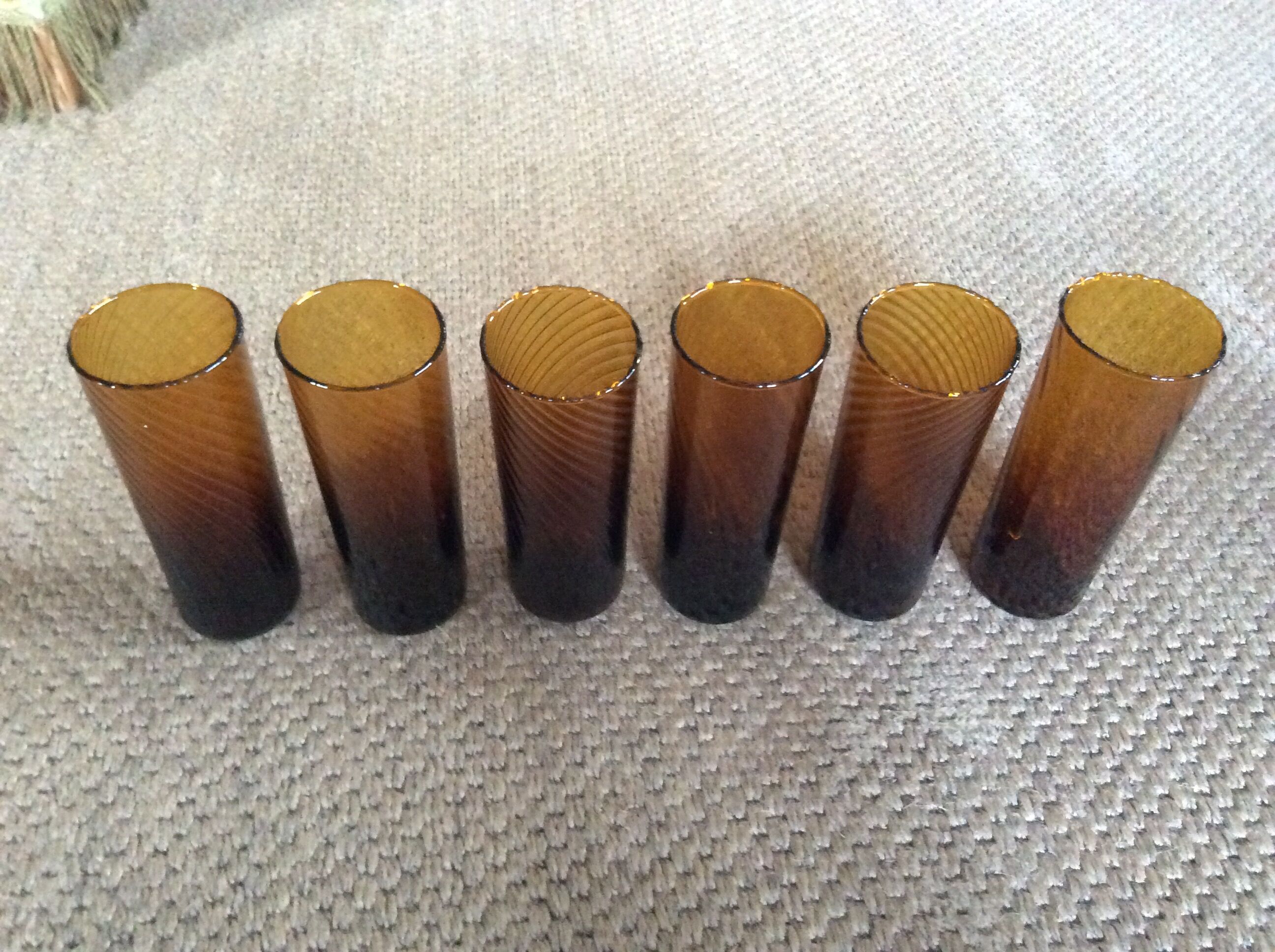 Série de 6 verres ambres