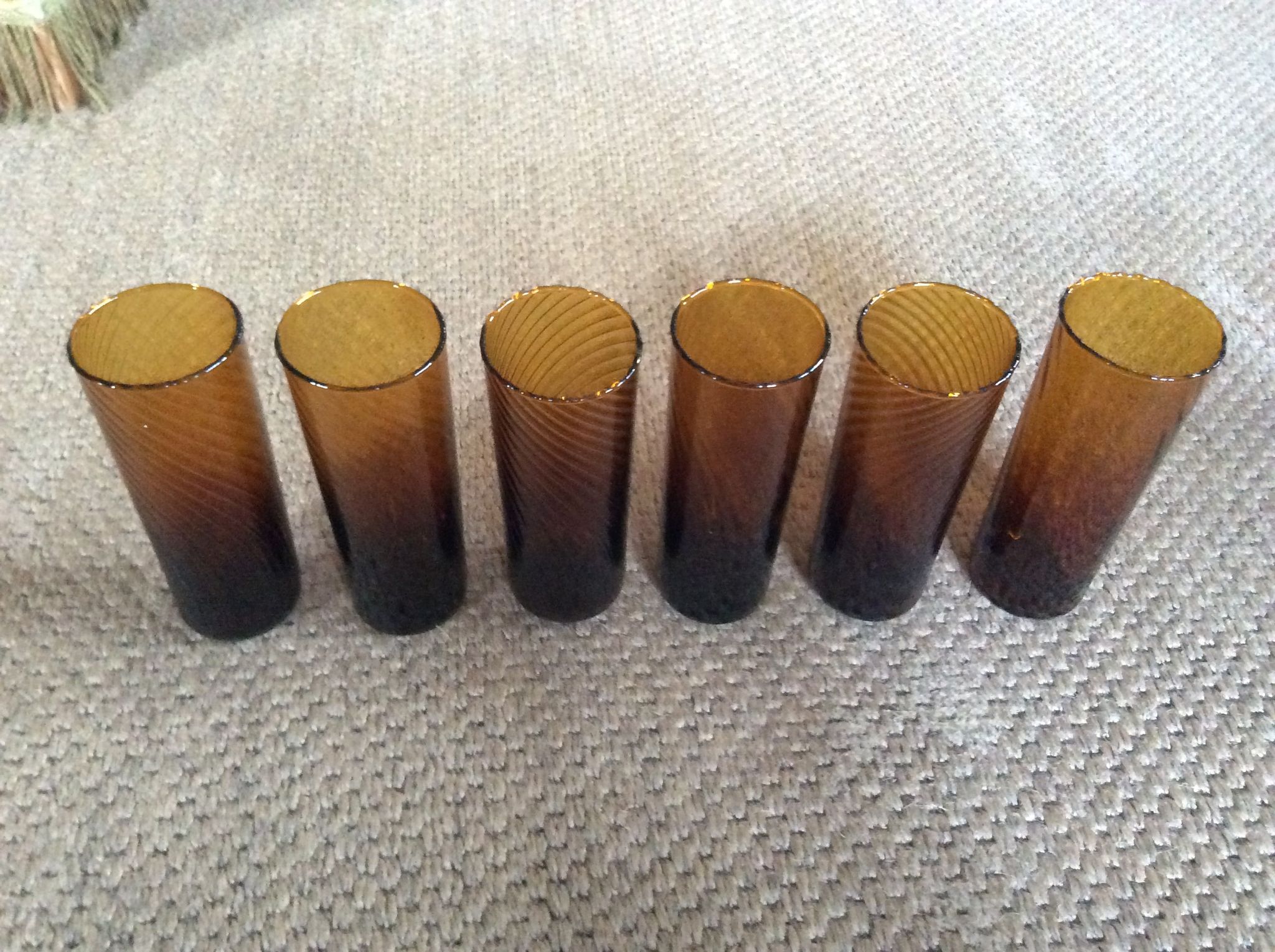 Série de 6 verres ambres