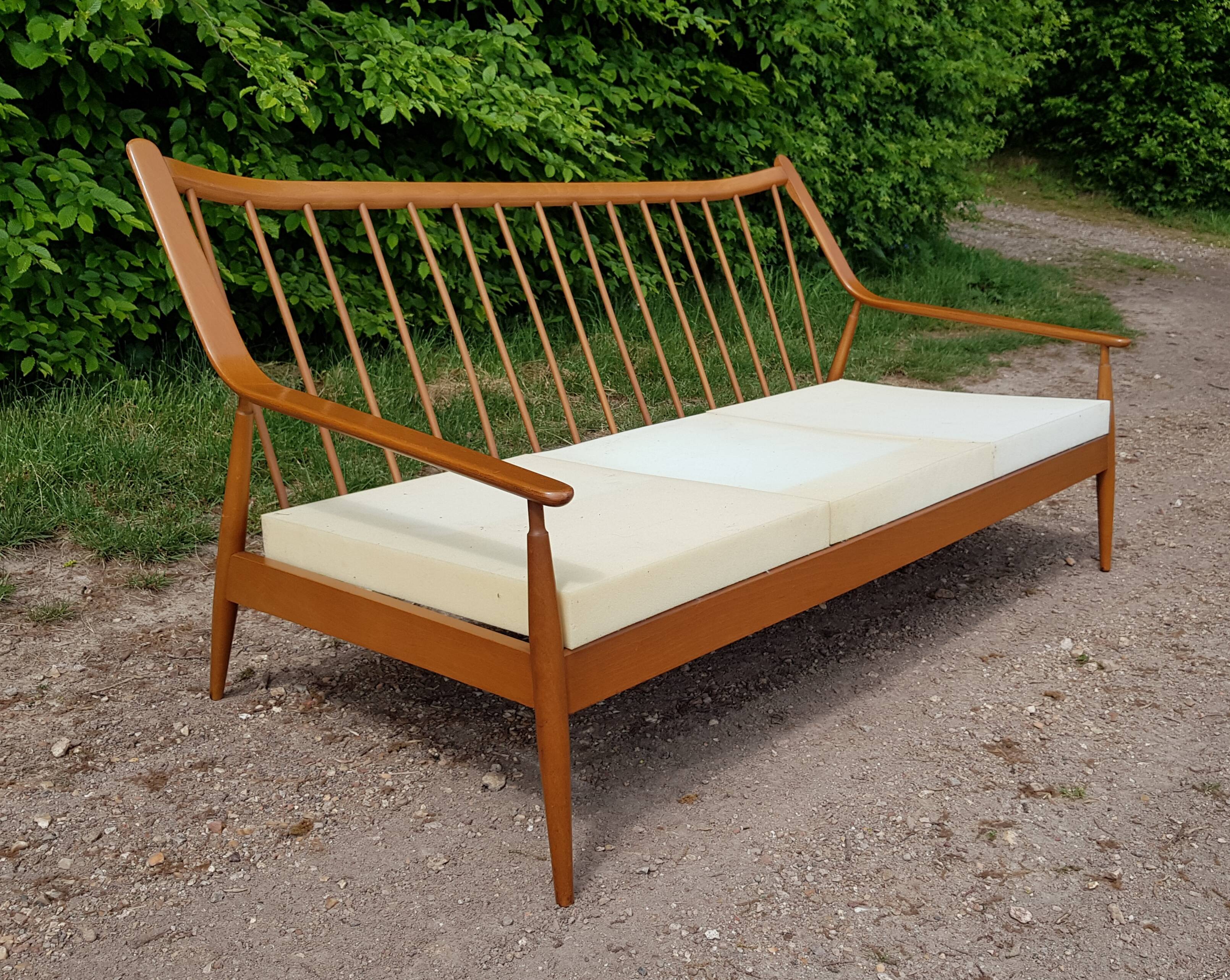 Scandinavian bench