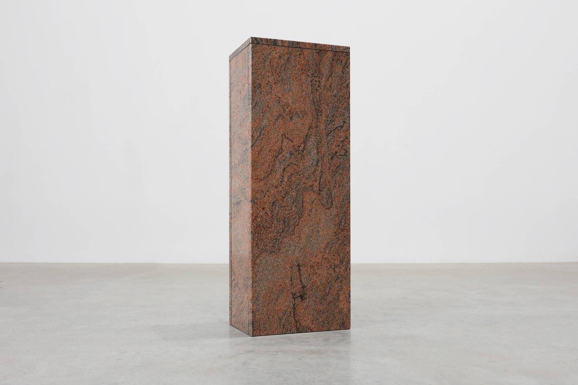 Rectangular red granite pedestal, Belgium, 20th century