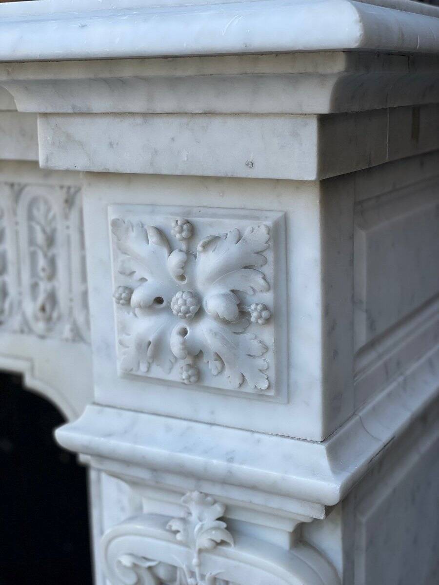 Napoleon III fireplace in Carrara marble