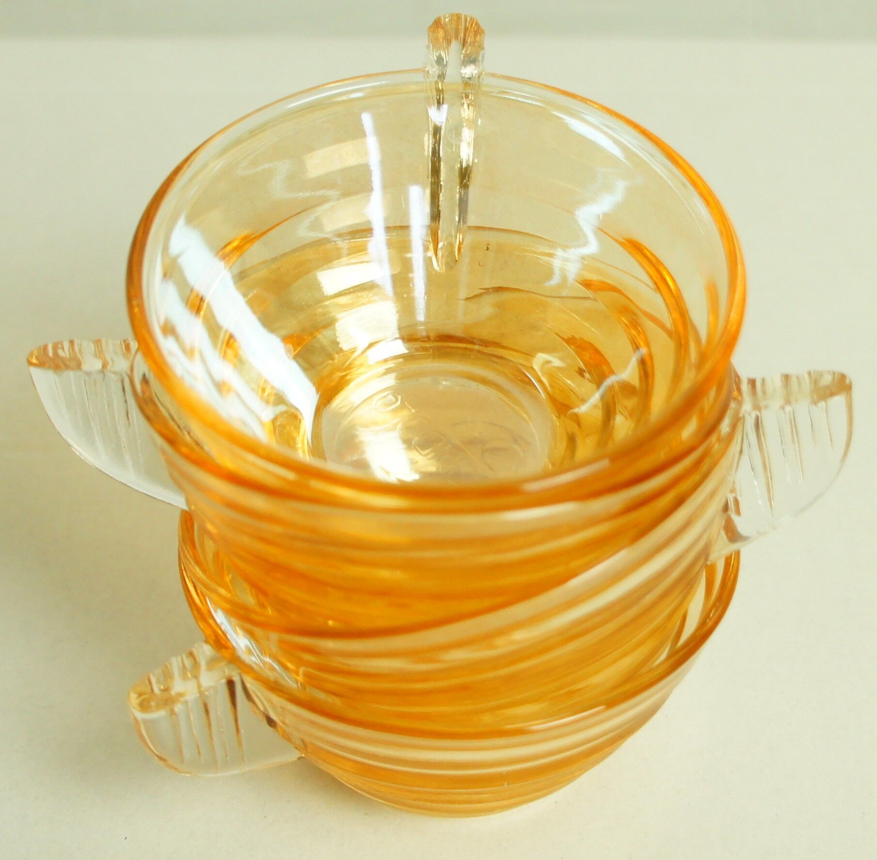 4 cups Art Deco style set in iridescent glass "Gondolo"