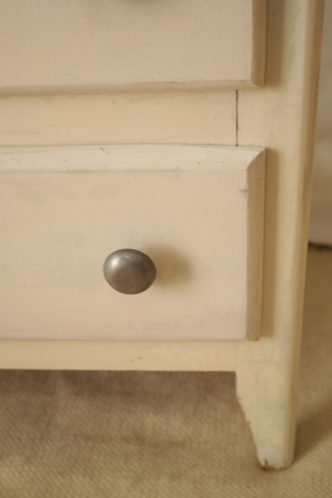 Commode art déco blanche patinée