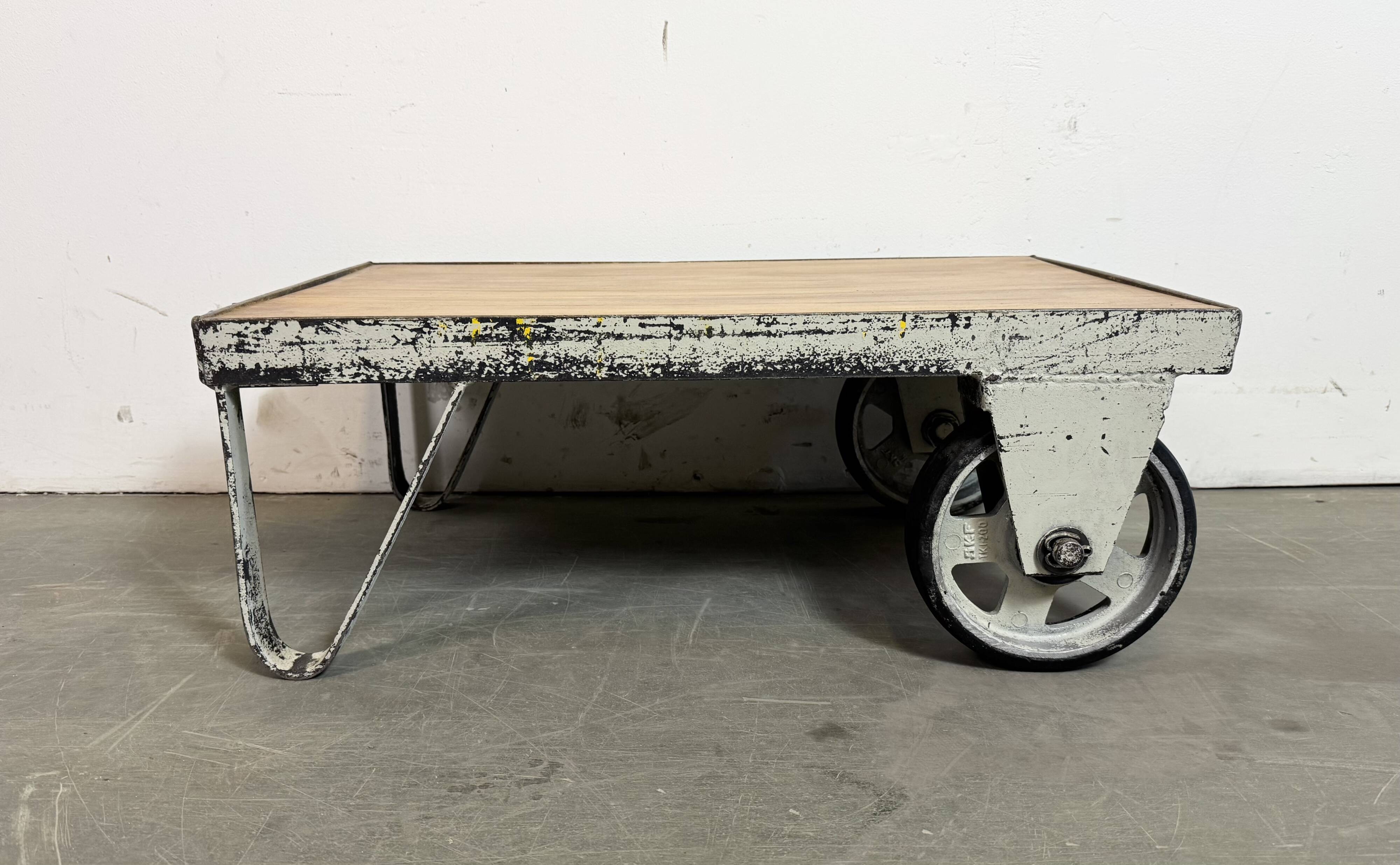 Grey Industrial Coffee Table Cart, 1960s