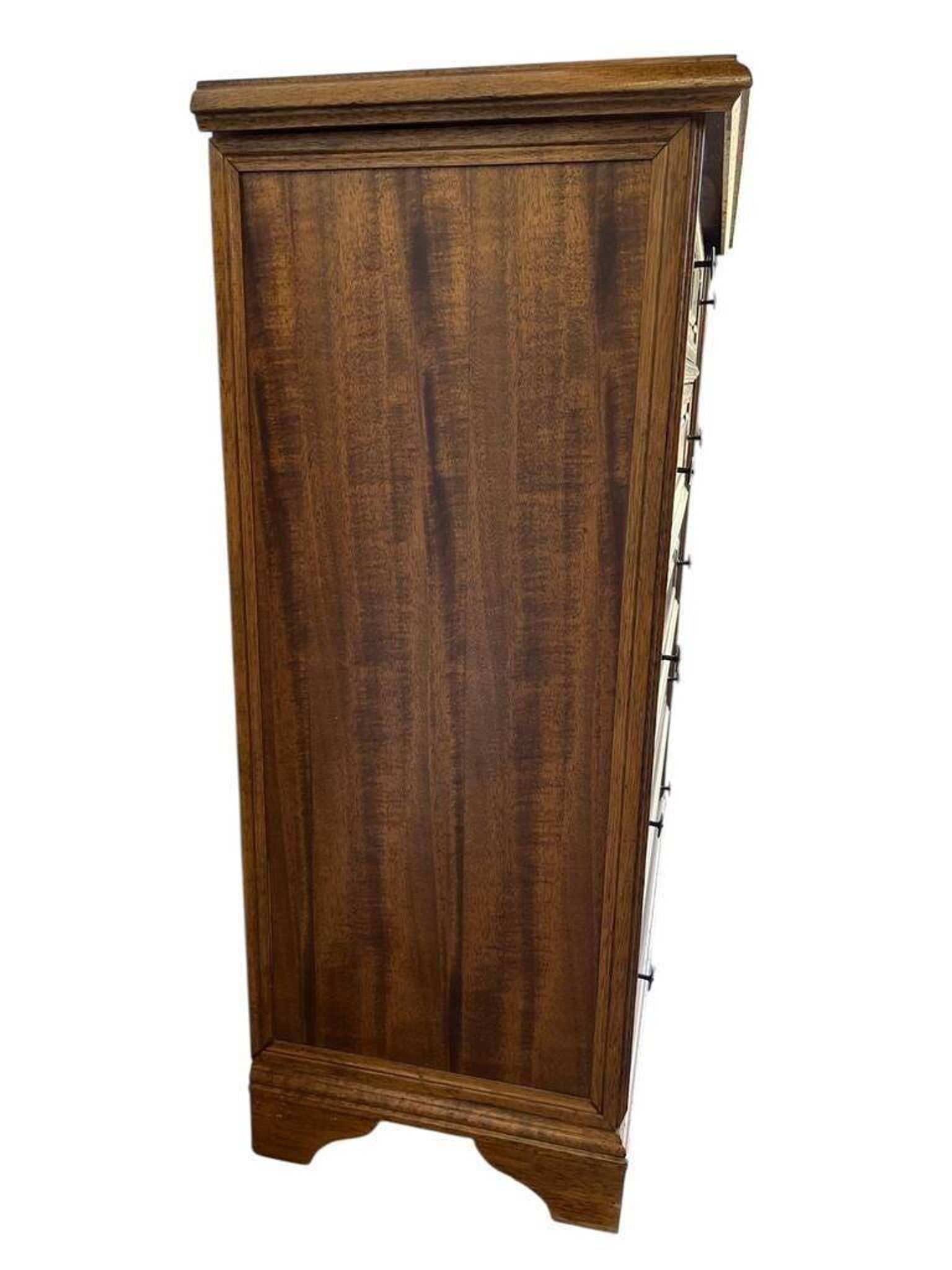 Vintage wooden chest of drawers / wardrobe / dresser