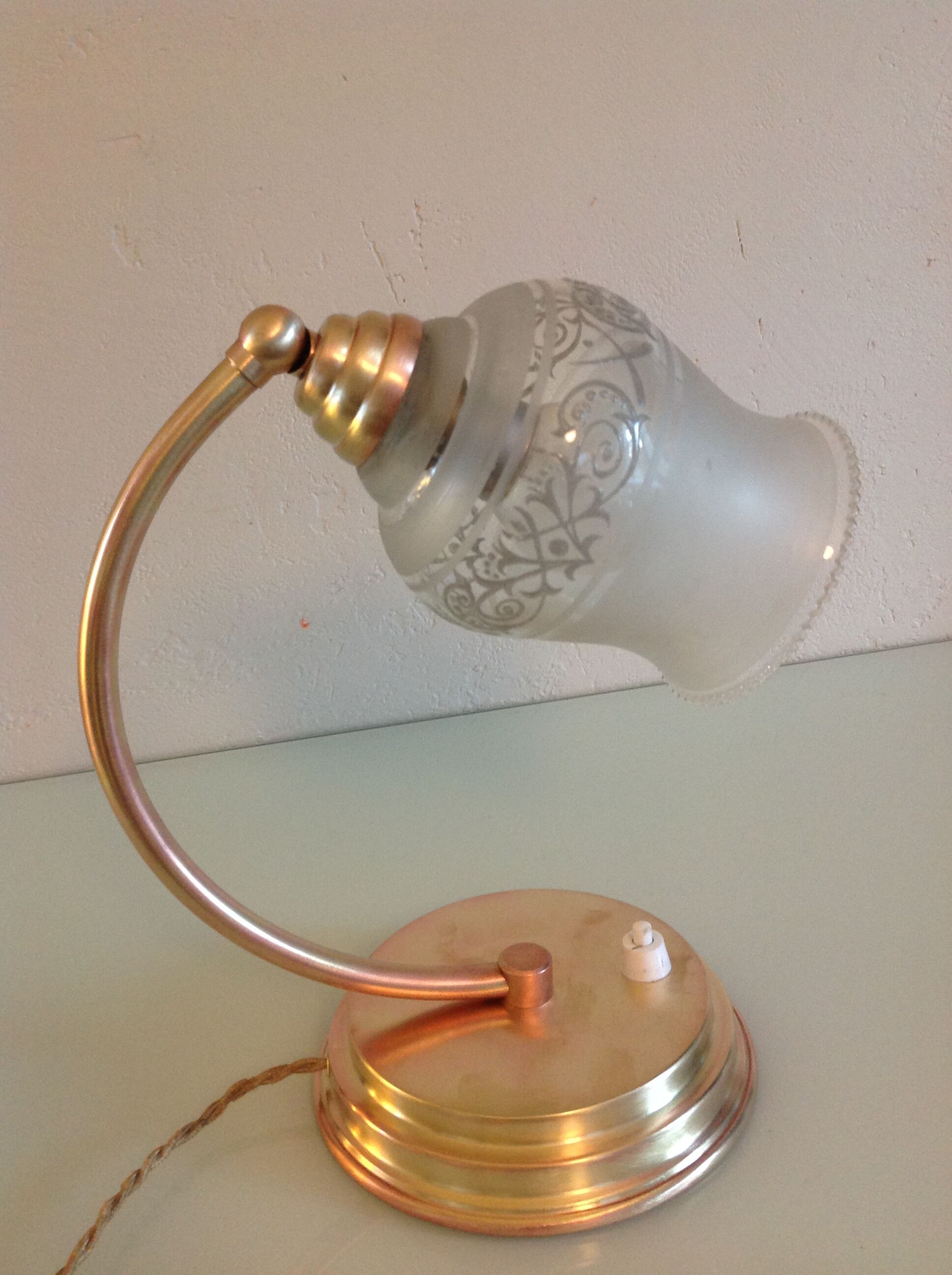 Brass bedside lamp and glass silkscreen vintage 50-60 years