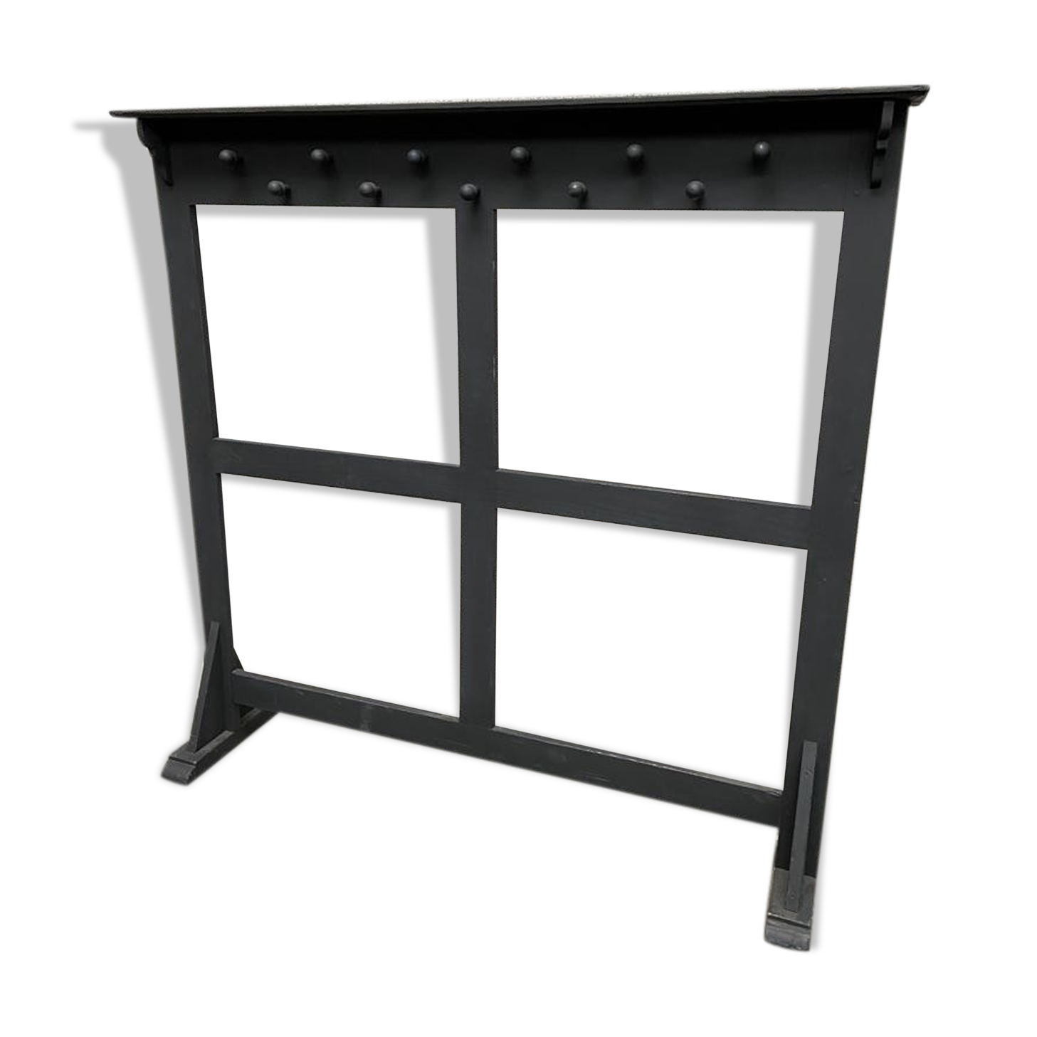 Vintage wooden restaurant cloakroom