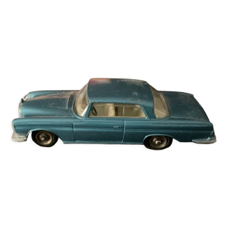 Car Dinky toys . Mercedes Benz 300 SE