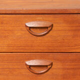 Scandinavian chest of drawers