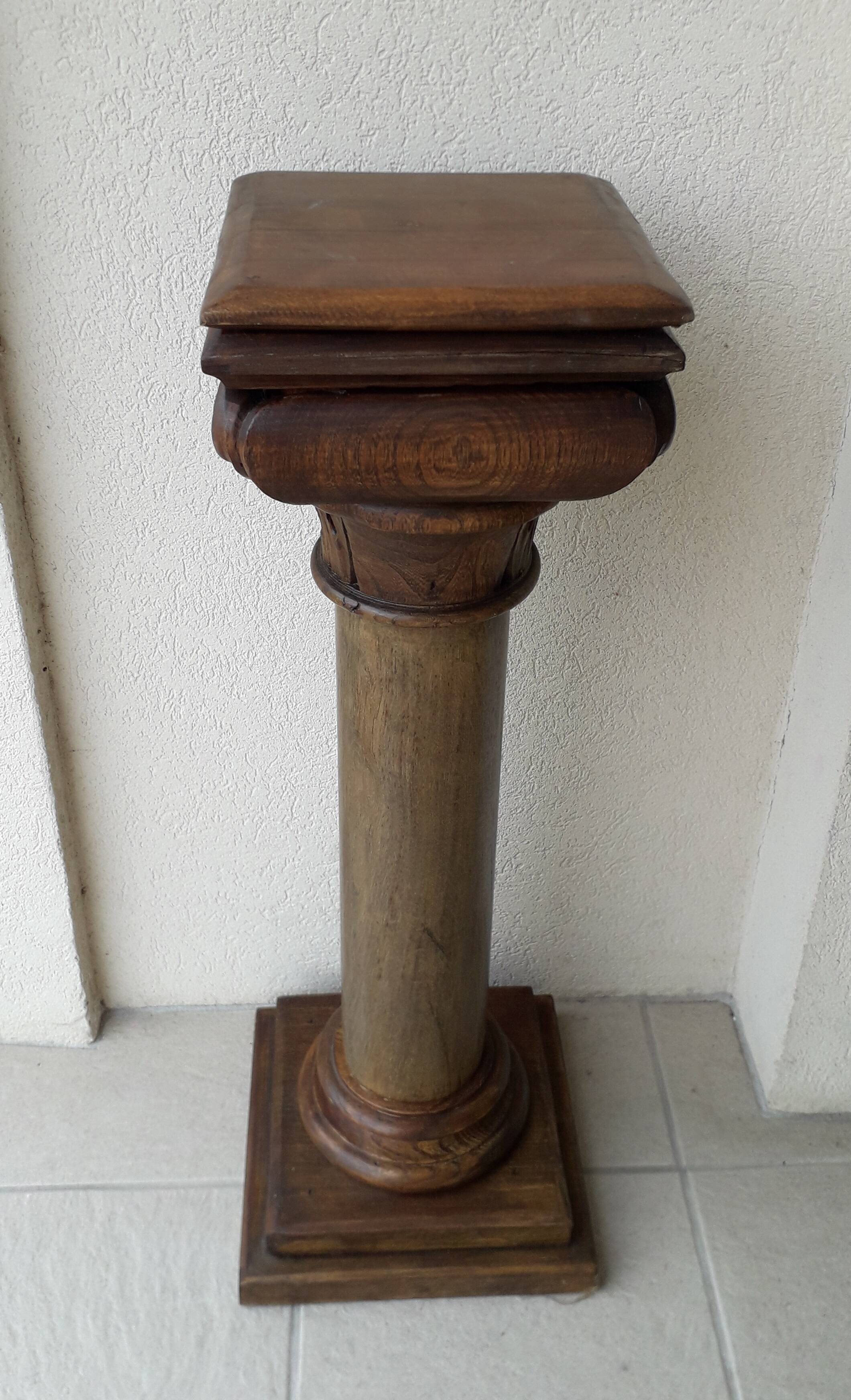 Wooden column