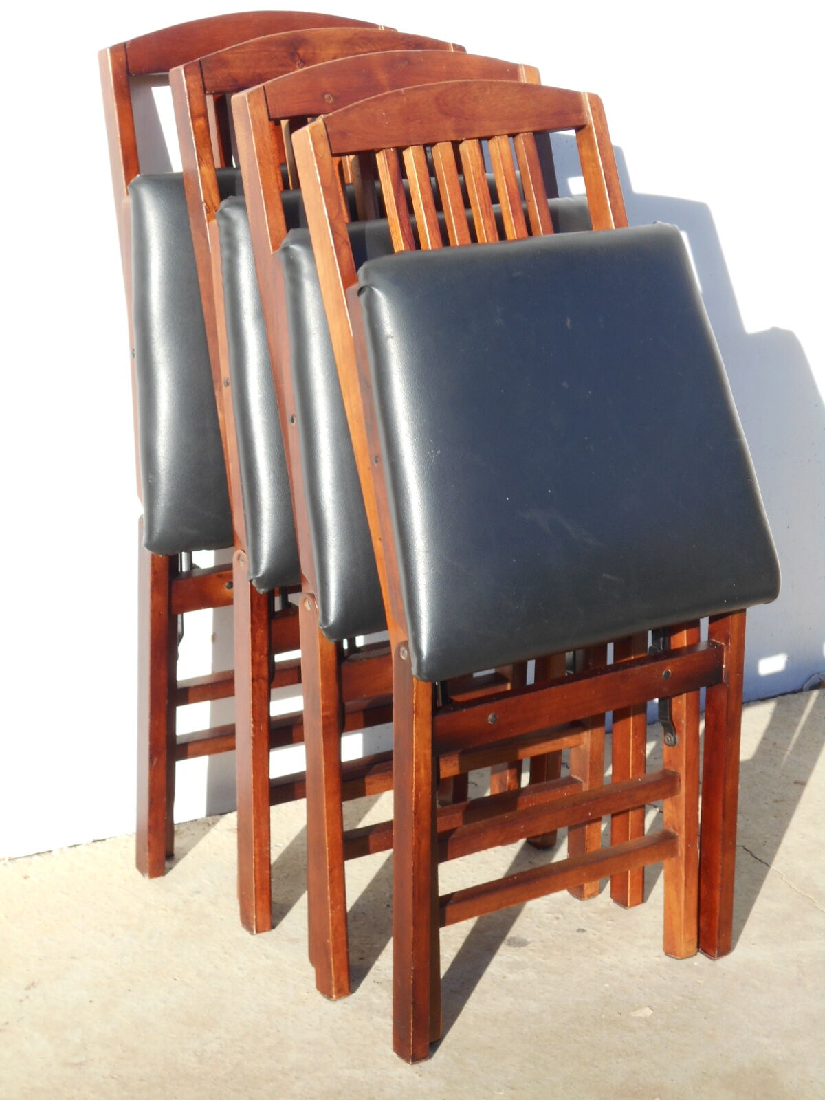 Folding chair in wood and leather, set of 4