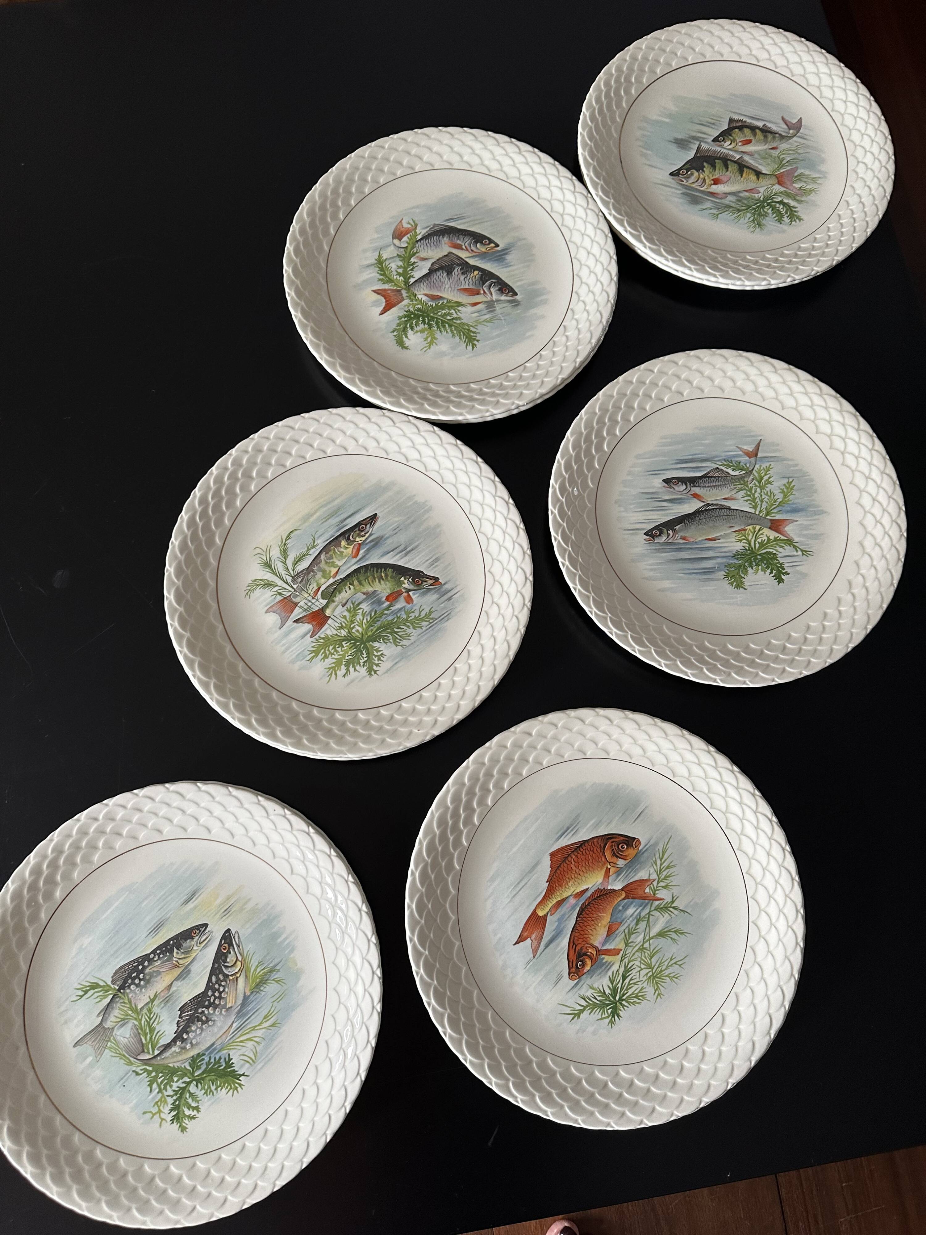 fish plates Gien