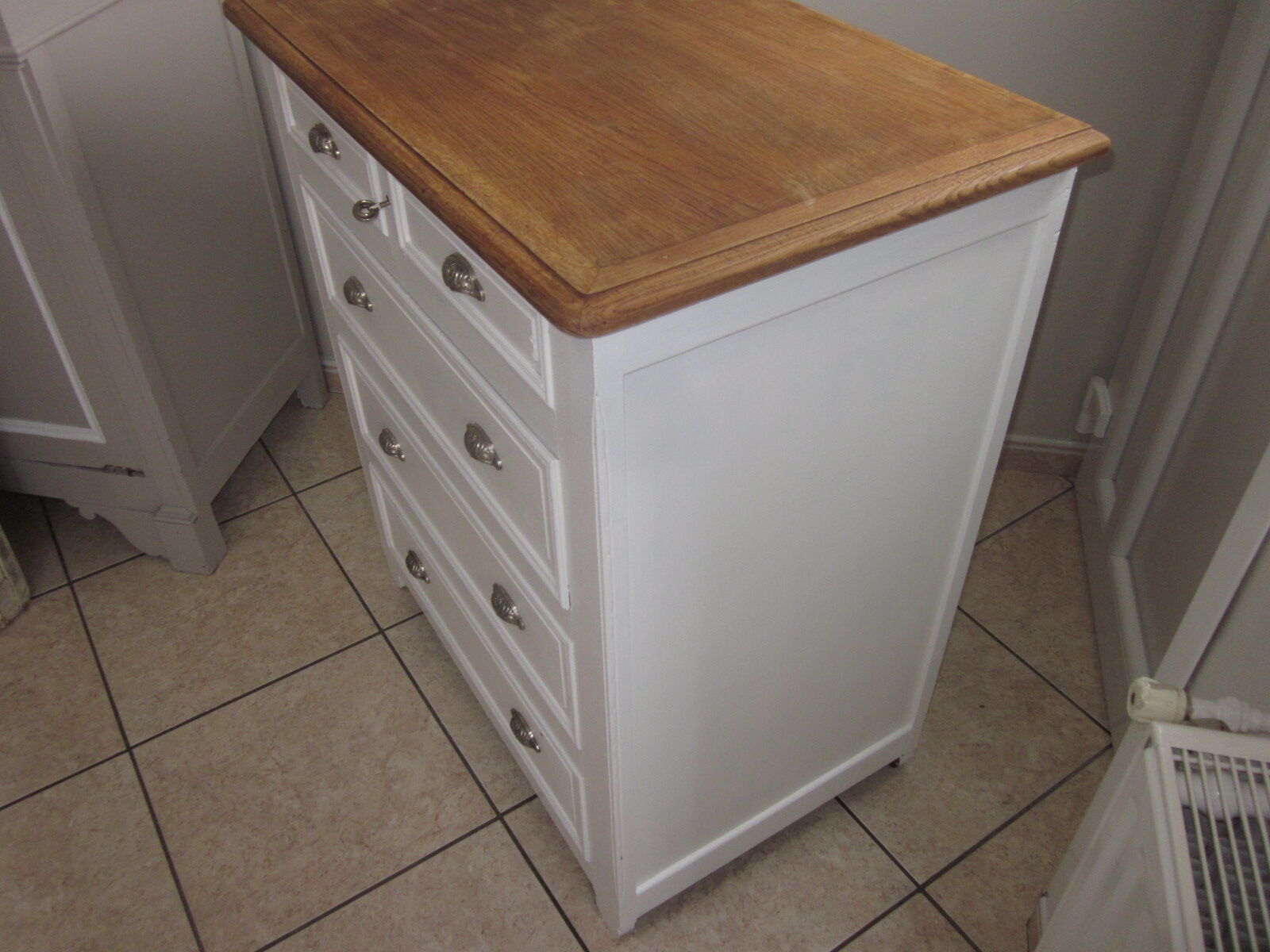 Old chest of drawers