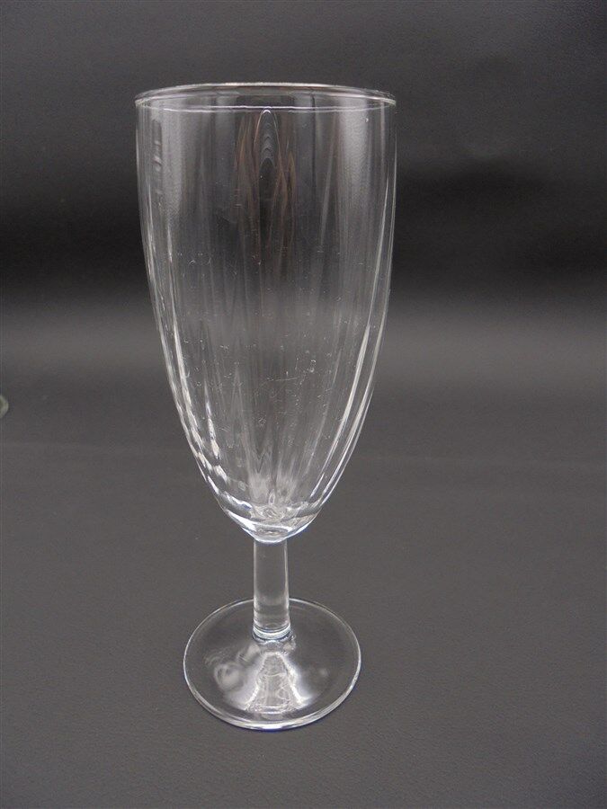 Lot of 6 mismatched champagne flutes