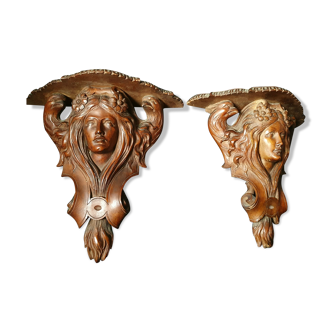 Paire d’étagères de mur d’art nouveau en bois