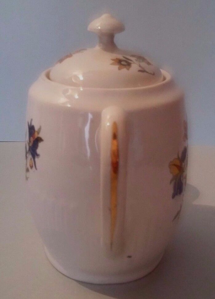 Porcelain sweetener japanese decoration