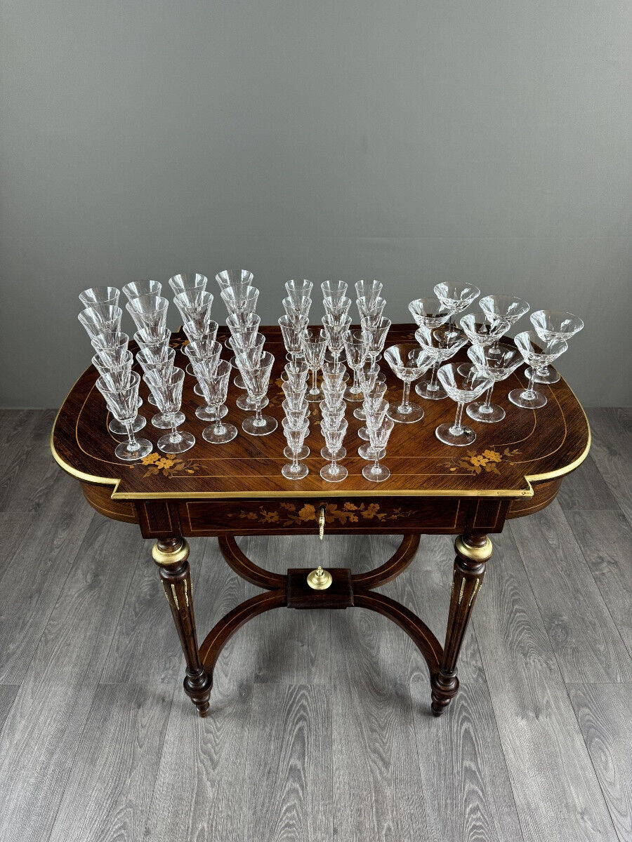 Service of 54 crystal glasses from Saint Louis, Cerdagne model, 20th century.