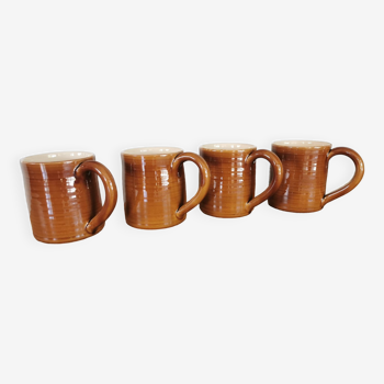 4 ceramic mugs