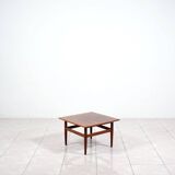 Square rosewood coffee table by Grete Jalk for Glostrup