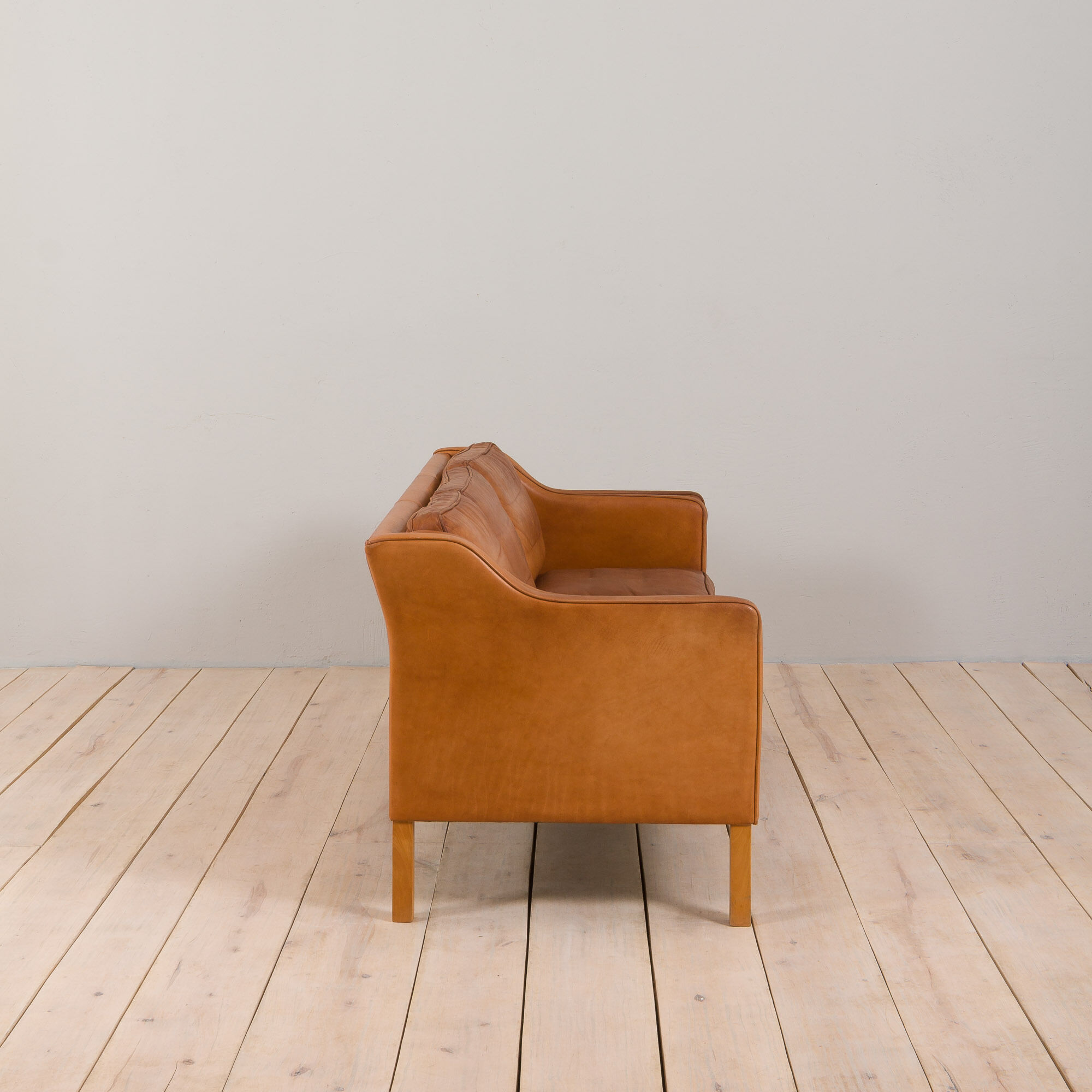 Vintage light cognac aniline leather 3 seater sofa by Mogens Hansen  Denmark, 1970s